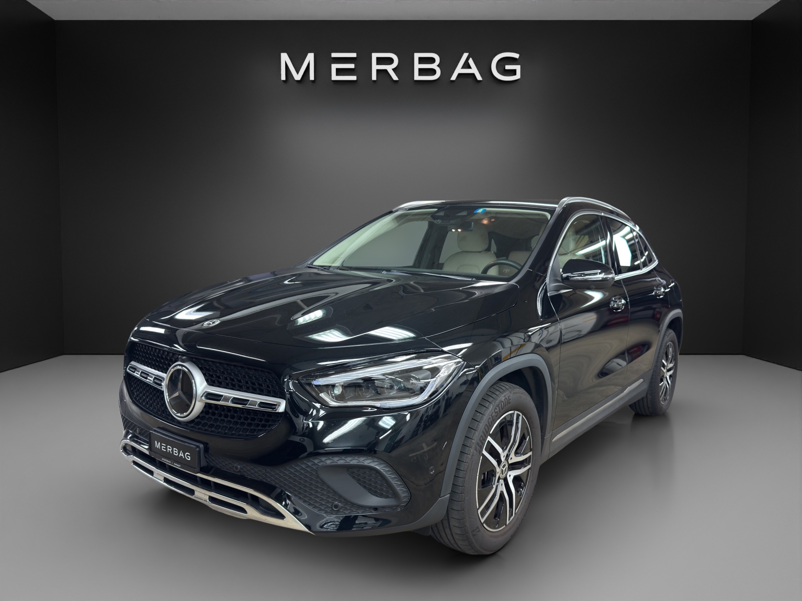 MERCEDES-BENZ GLA 250 Style 4Matic-image-0