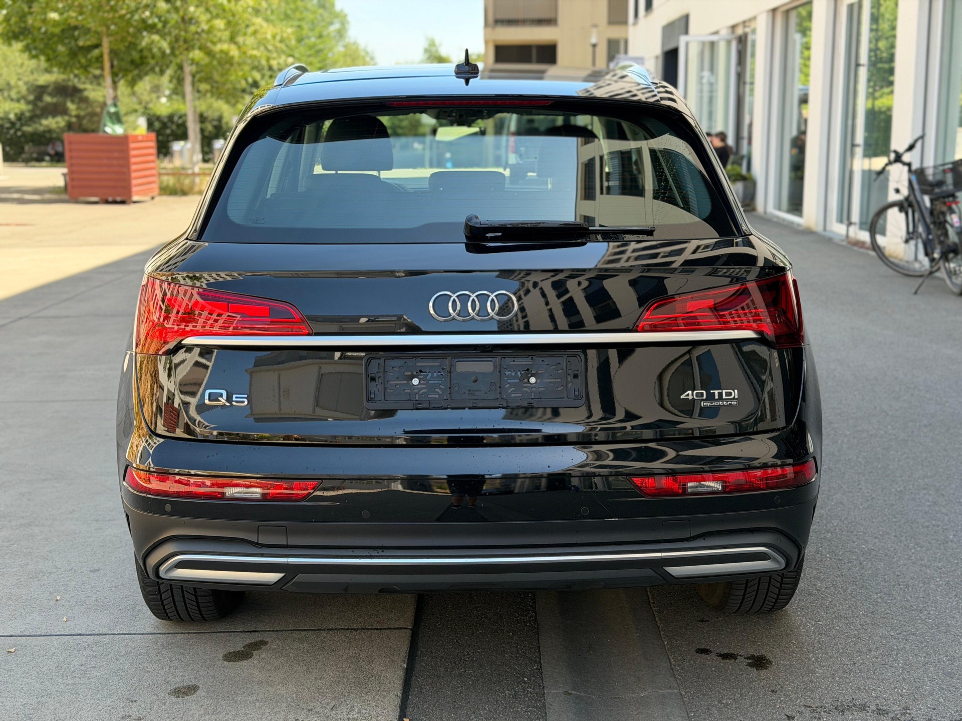 AUDI Q5 40 TDI quattro S-tronic-image-9