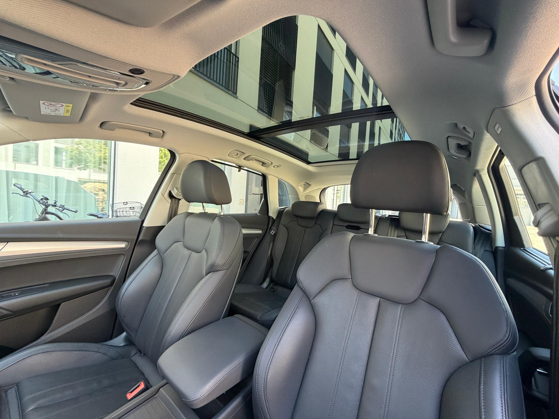 AUDI Q5 40 TDI quattro S-tronic-image-23