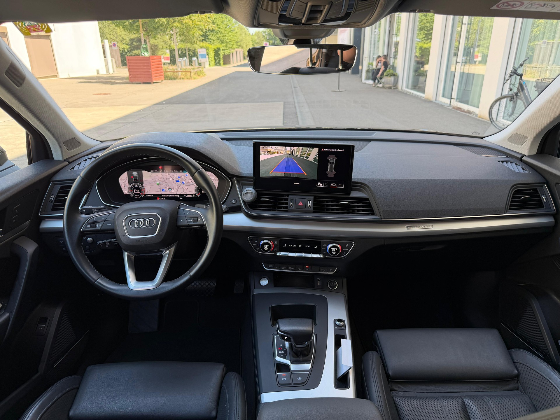 AUDI Q5 40 TDI quattro S-tronic-image-15