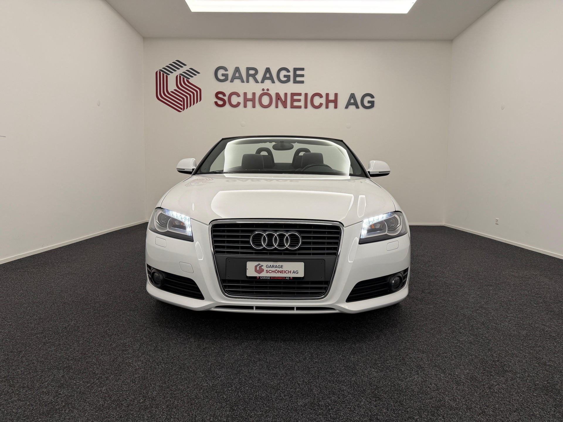 AUDI A3 Cabriolet 2.0 16V T FSI Ambition S-Tr-image-1