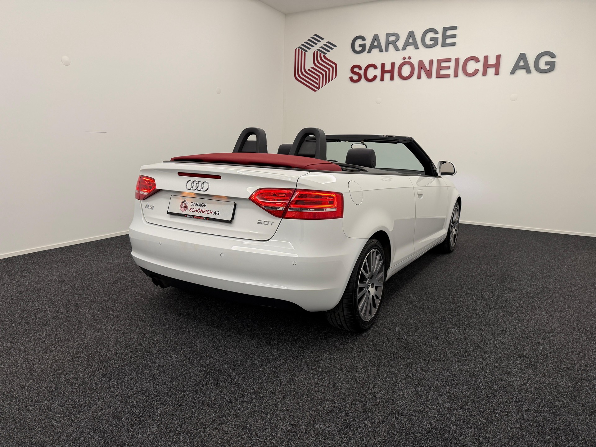 AUDI A3 Cabriolet 2.0 16V T FSI Ambition S-Tr-image-4