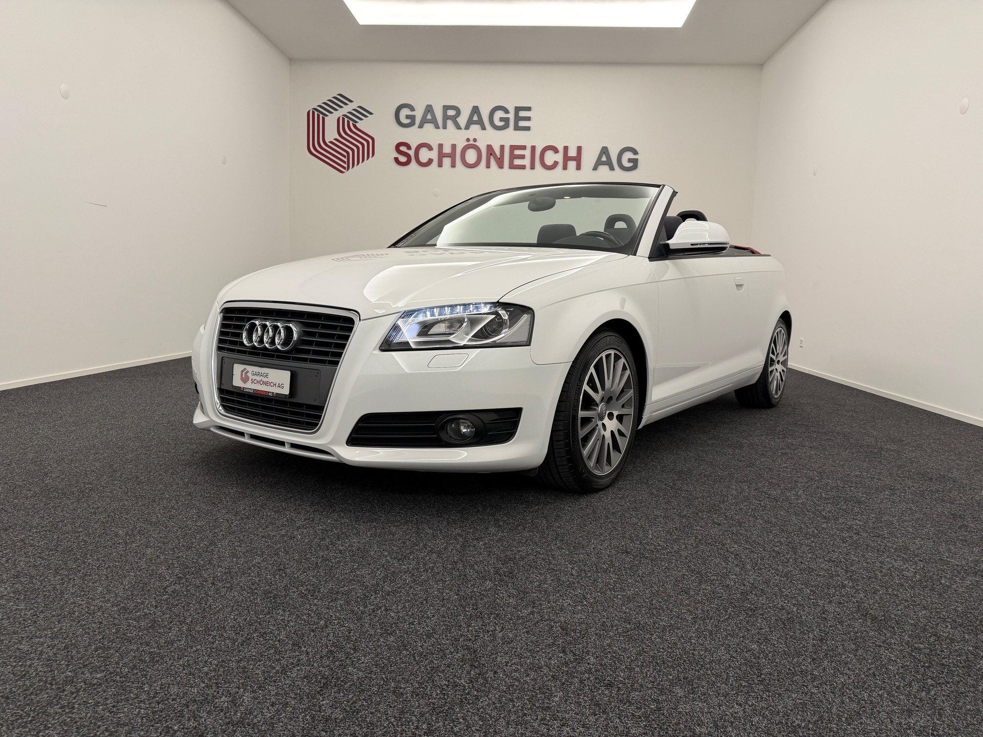 AUDI A3 Cabriolet 2.0 16V T FSI Ambition S-Tr-image-0