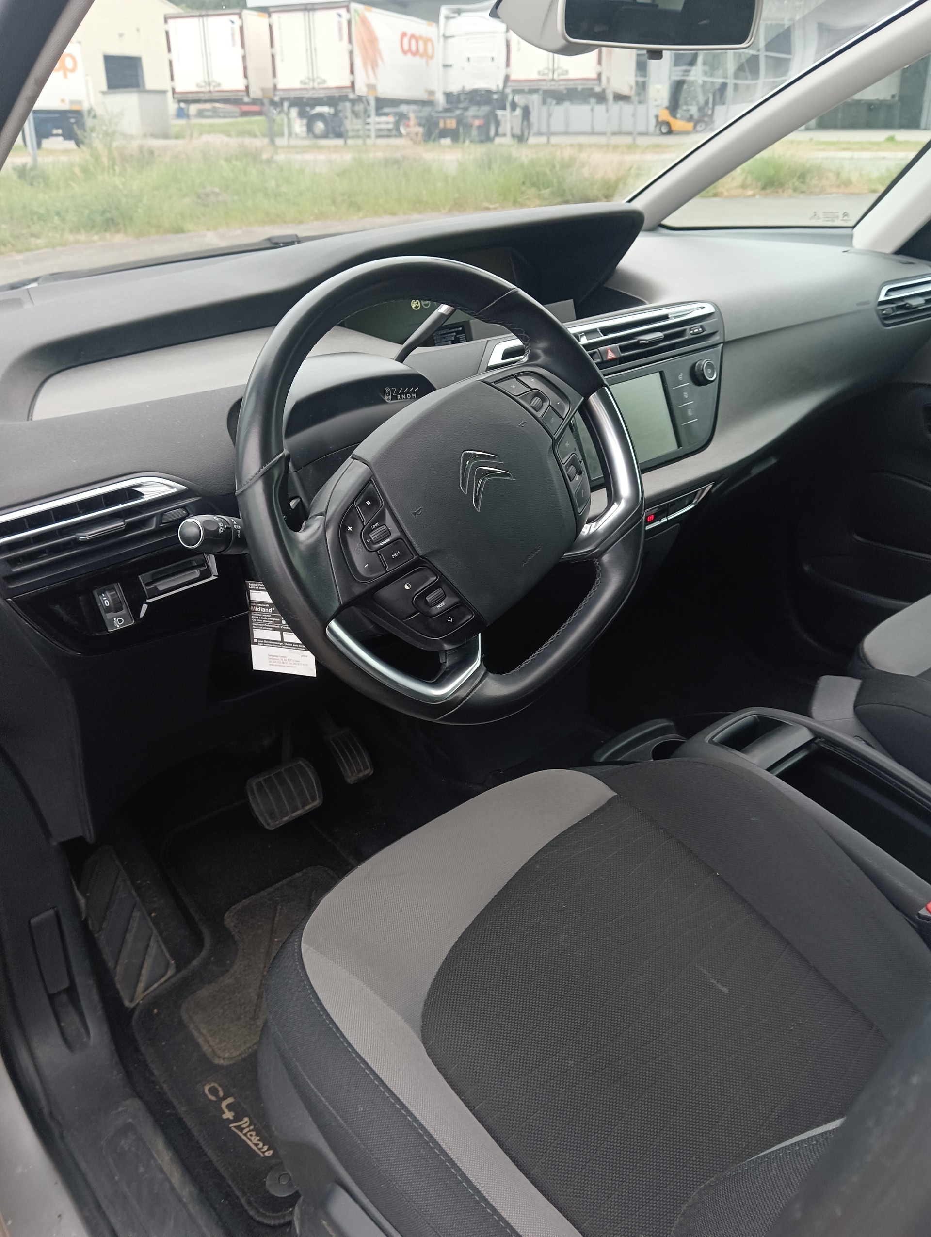 CITROEN C4 Picasso 1.6i 16V e-THP Intensive Automatic-image-6