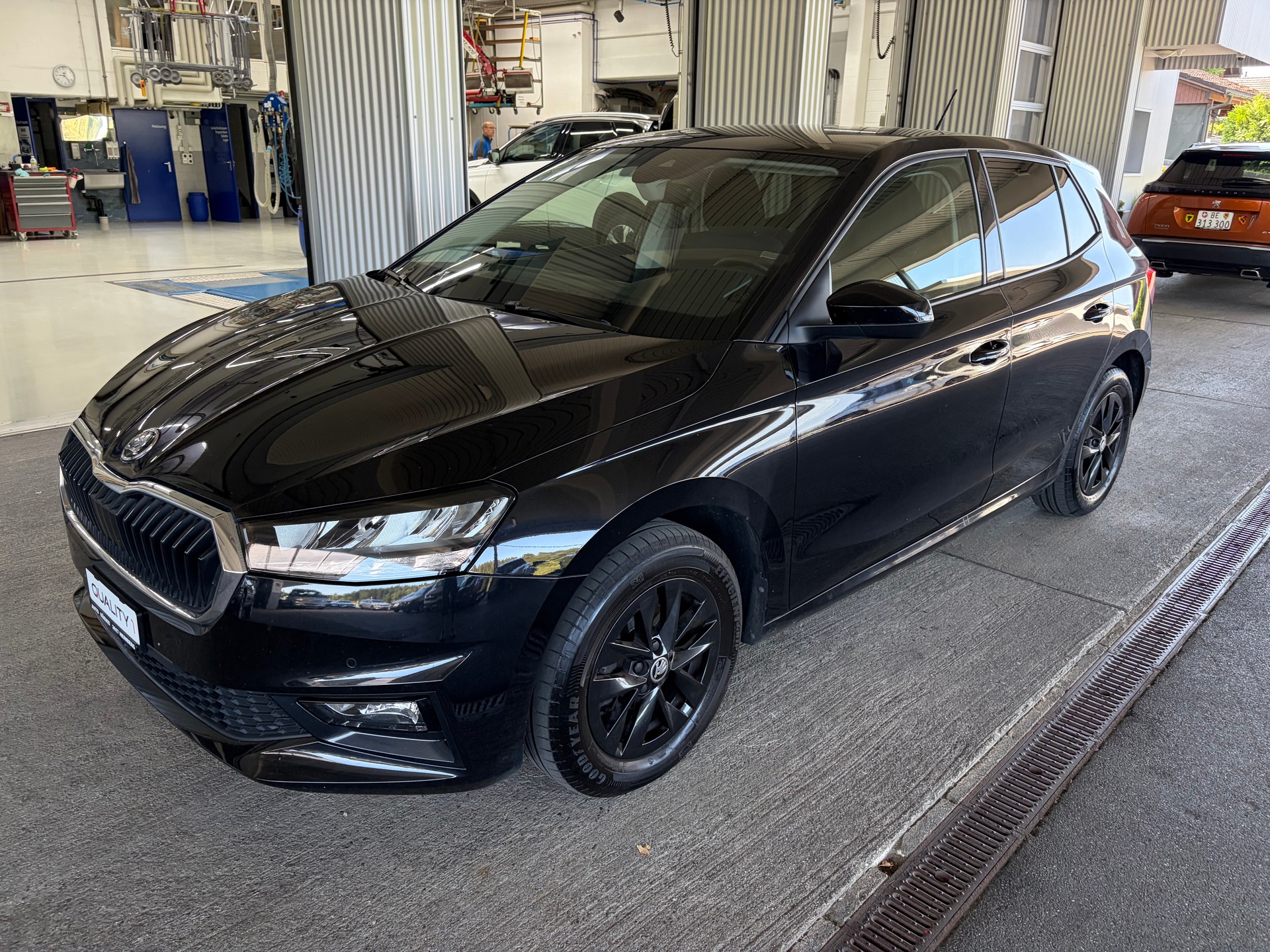 SKODA Fabia 1.0 TSI Ambition-image-0