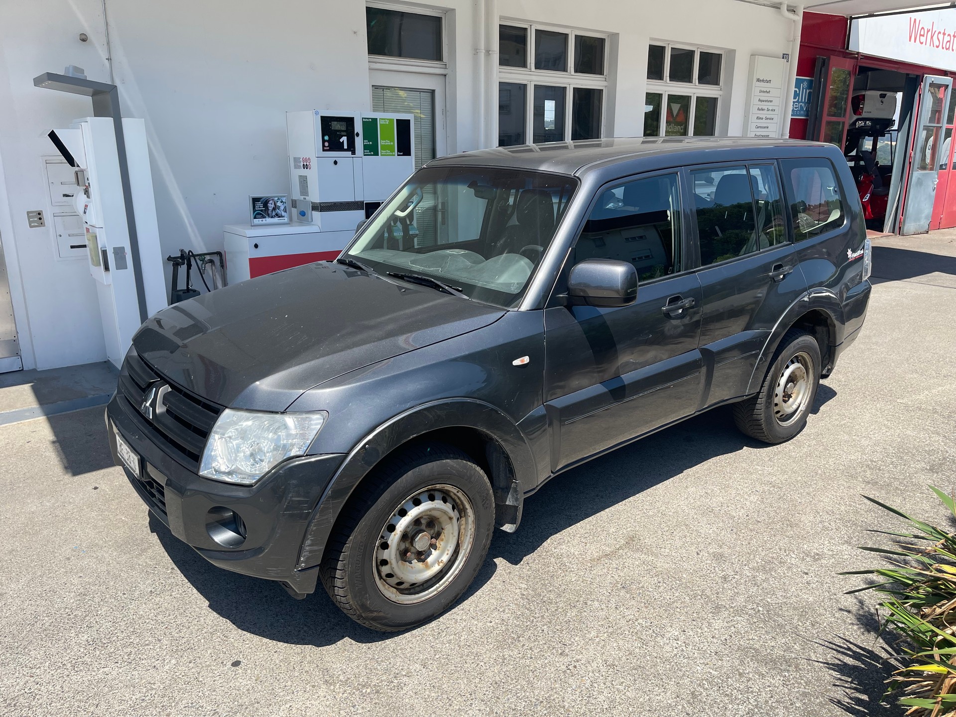 MITSUBISHI Pajero 3.2 DI-D Profi-image-0