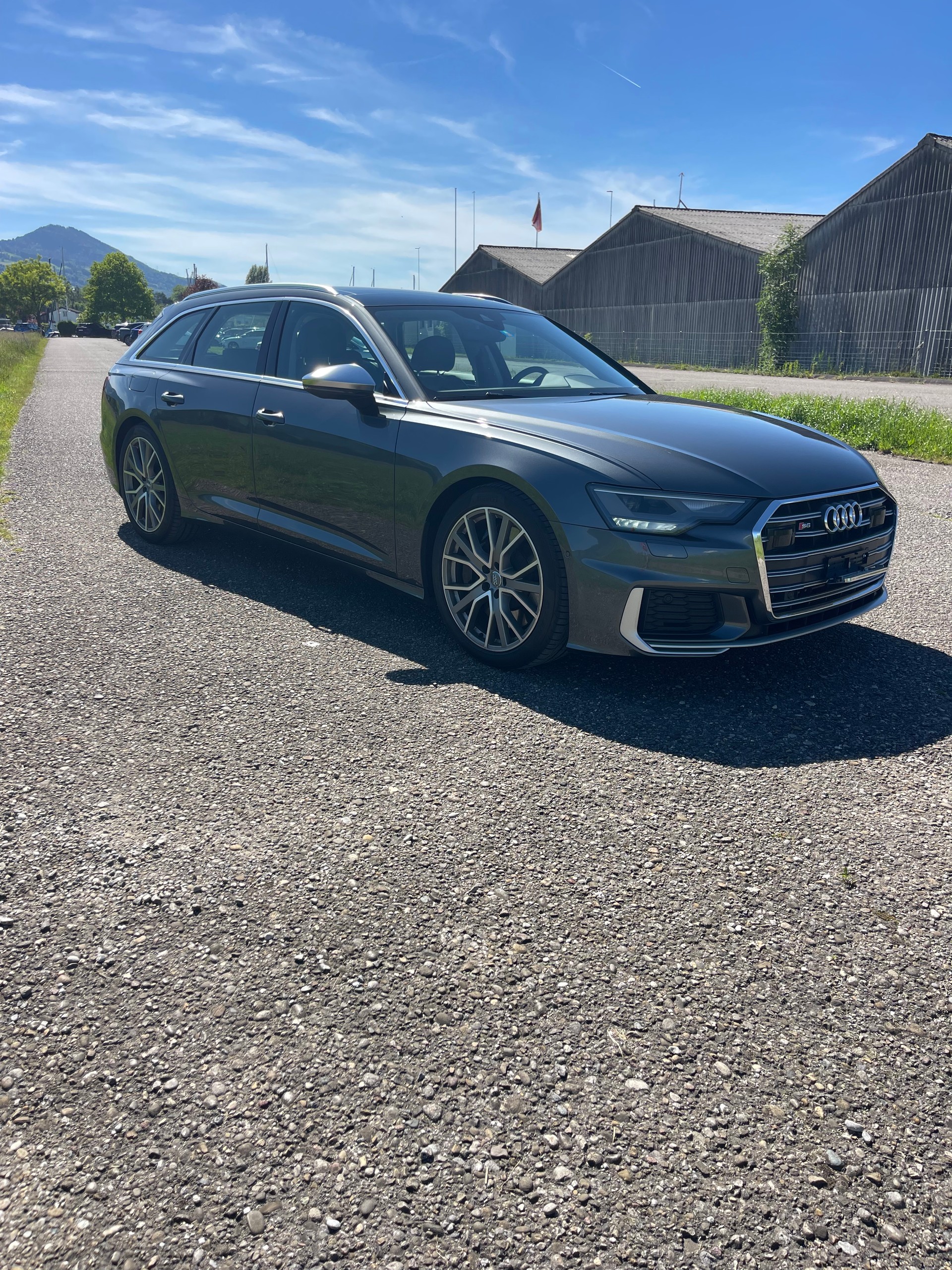 AUDI S6 3.0 V6 TDI quattro T-Tronic Avant-image-1