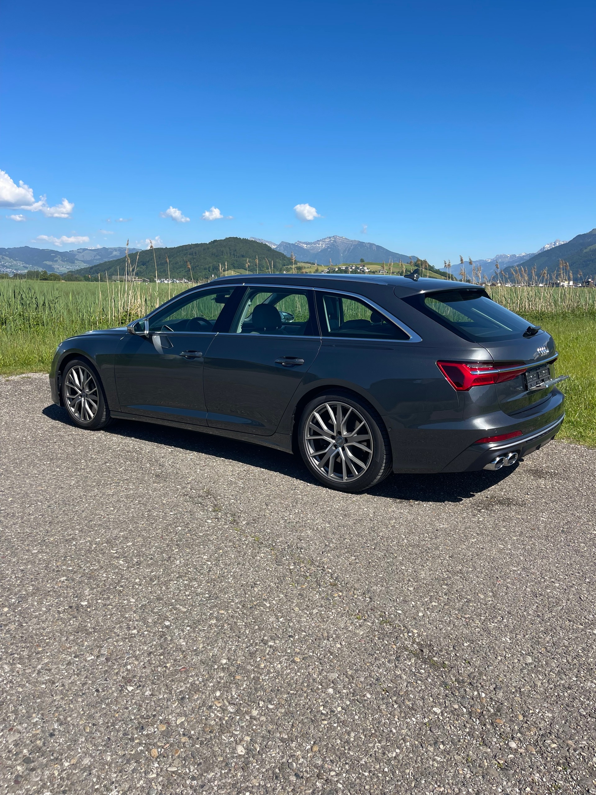AUDI S6 3.0 V6 TDI quattro T-Tronic Avant-image-3