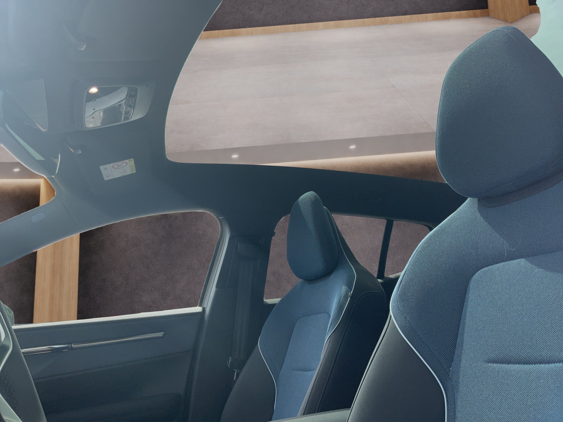 VOLVO EX30 E60 Twin Ultra Performance AWD-image-9