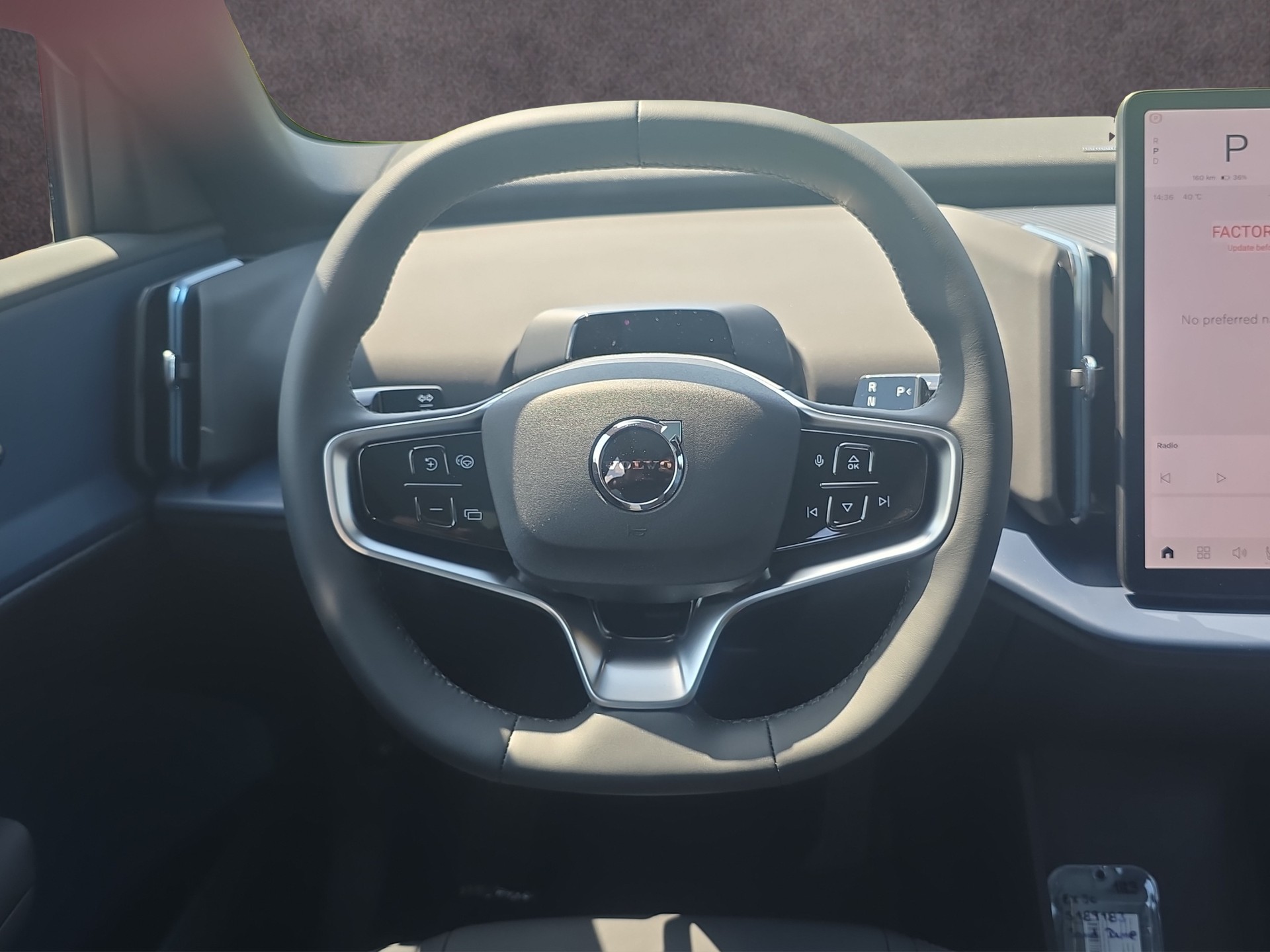 VOLVO EX30 E60 Twin Ultra Performance AWD-image-13