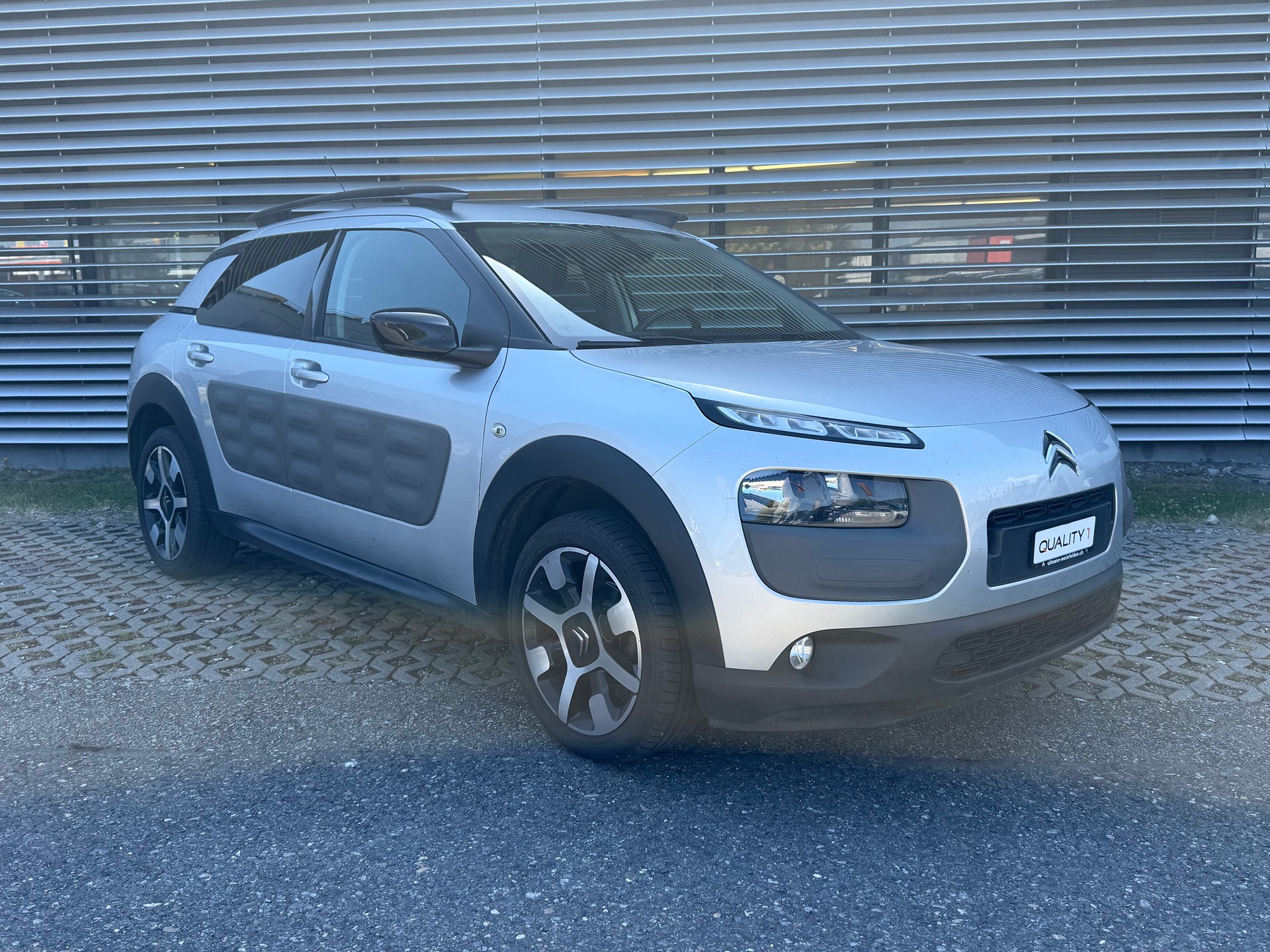 CITROEN C4 Cactus 1.6 BlueHDi Shine ETG6-image-0