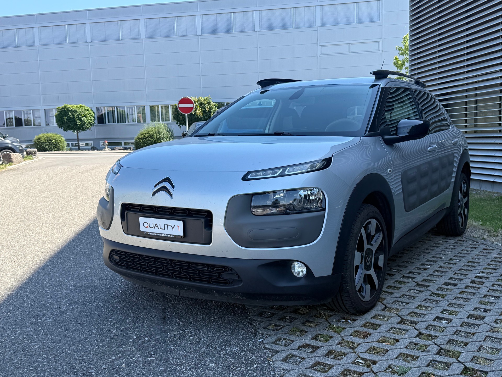 CITROEN C4 Cactus 1.6 BlueHDi Shine ETG6-image-10