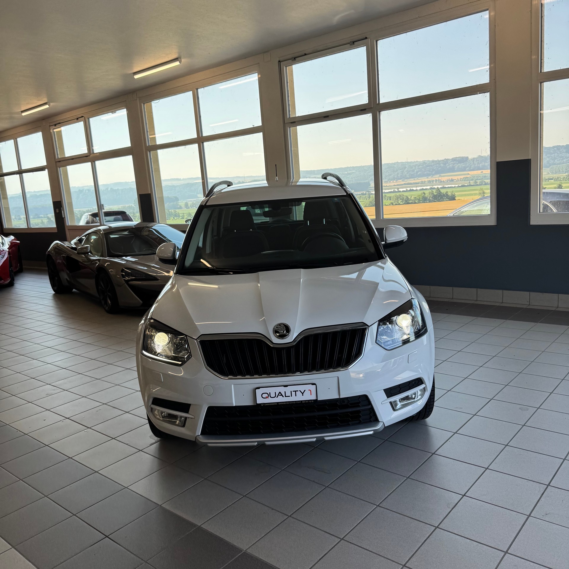 SKODA Yeti 1.4 TSI Swiss Joy DSG 4x2-image-1