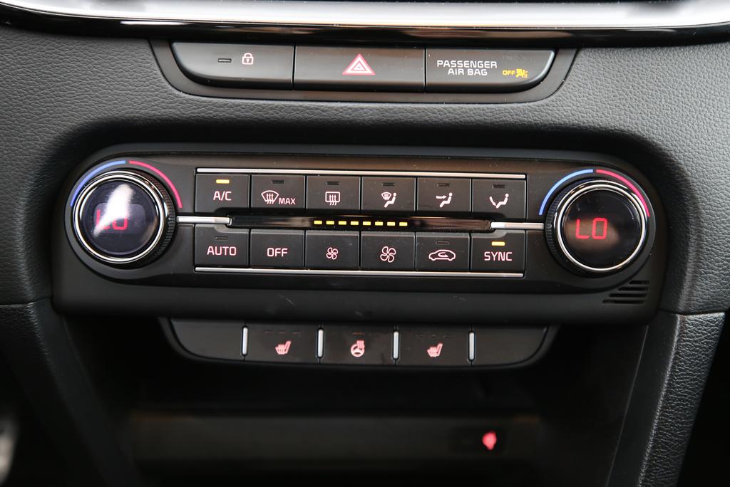 KIA Ceed SW 1.5 T-GDi MHEV GT-Line-image-7