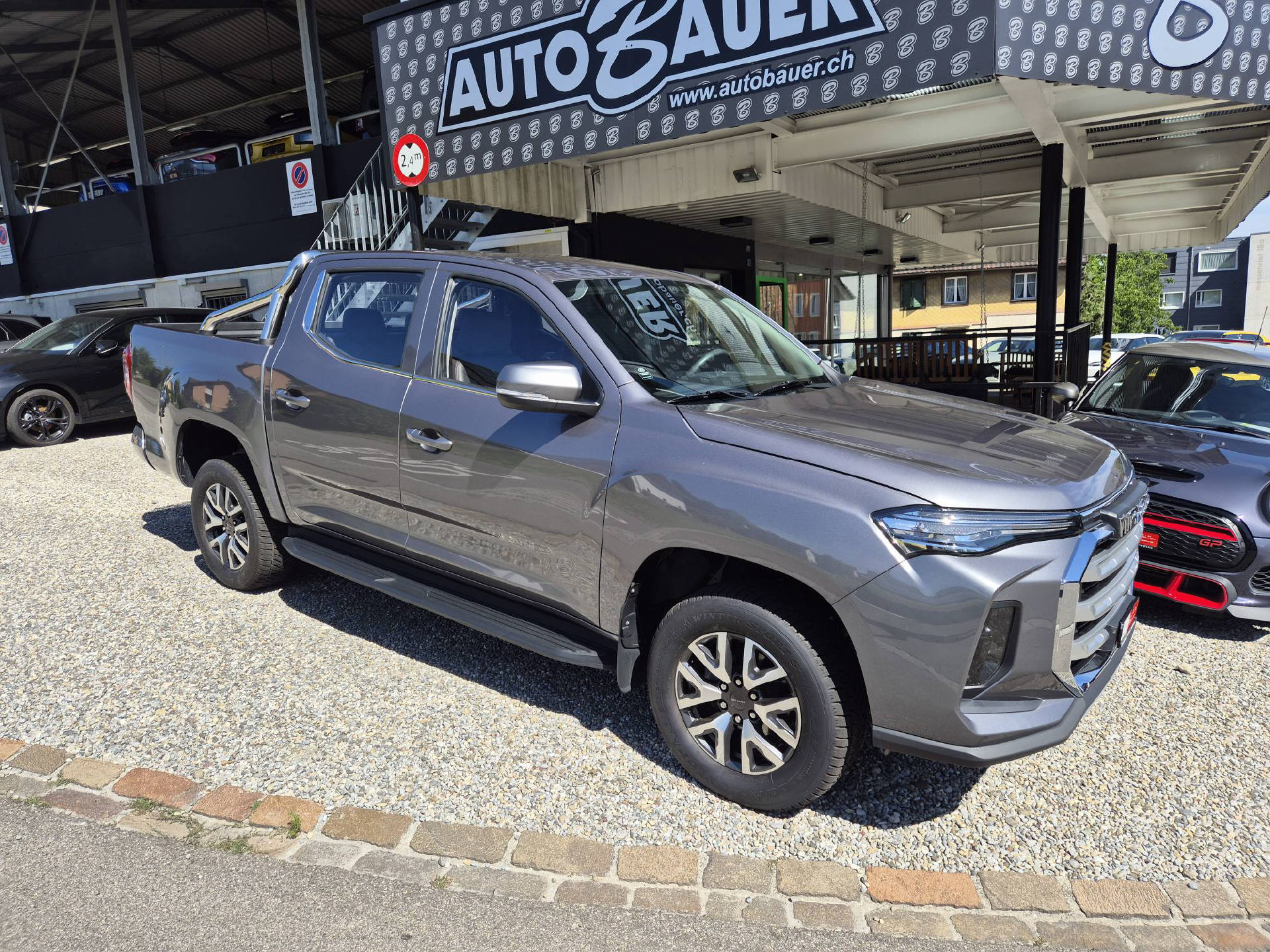 MAXUS T90 EV E-Motor 89kWh Elite-image-1