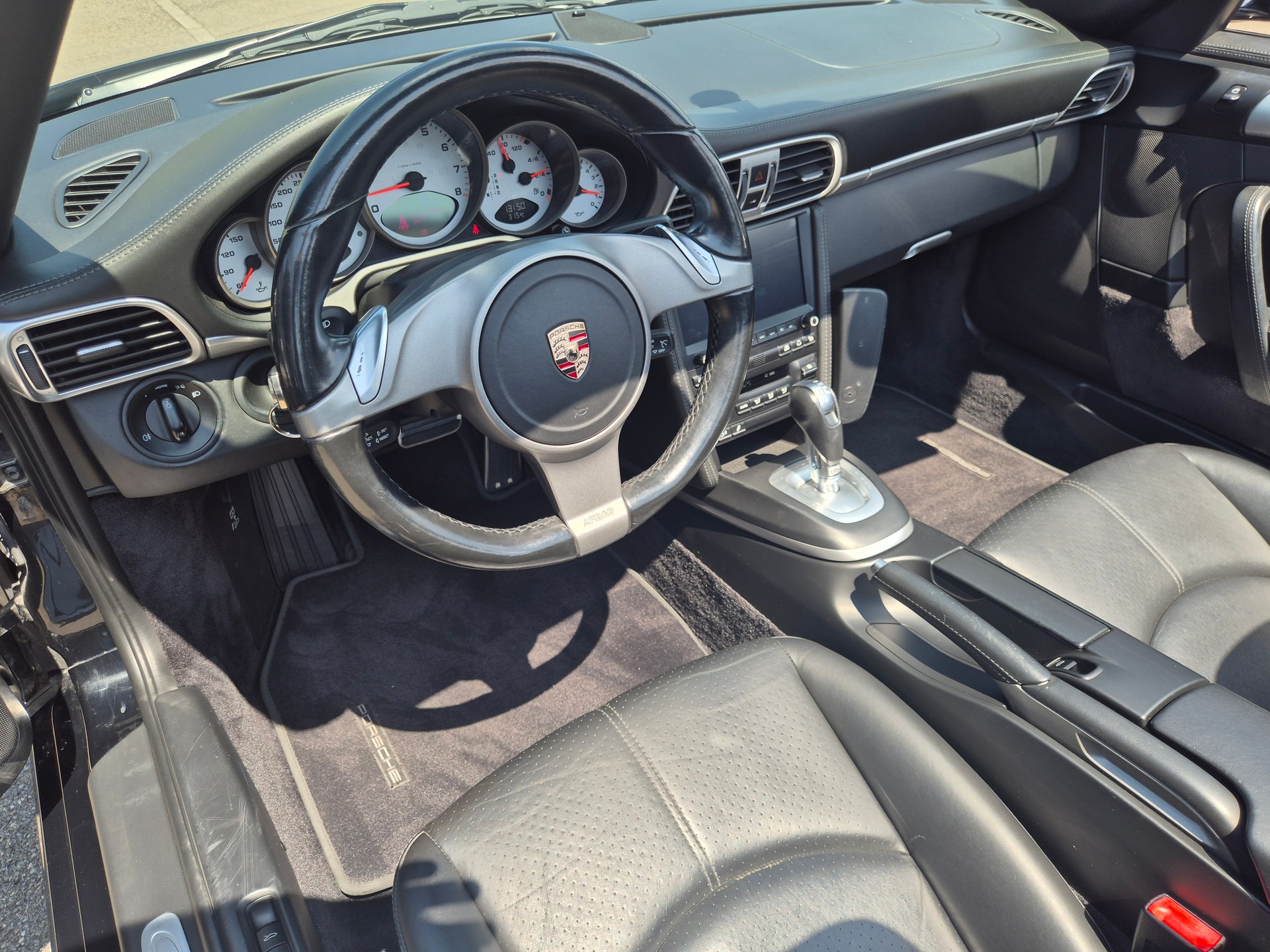 PORSCHE 911 Cabrio Carrera 4 PDK-image-13