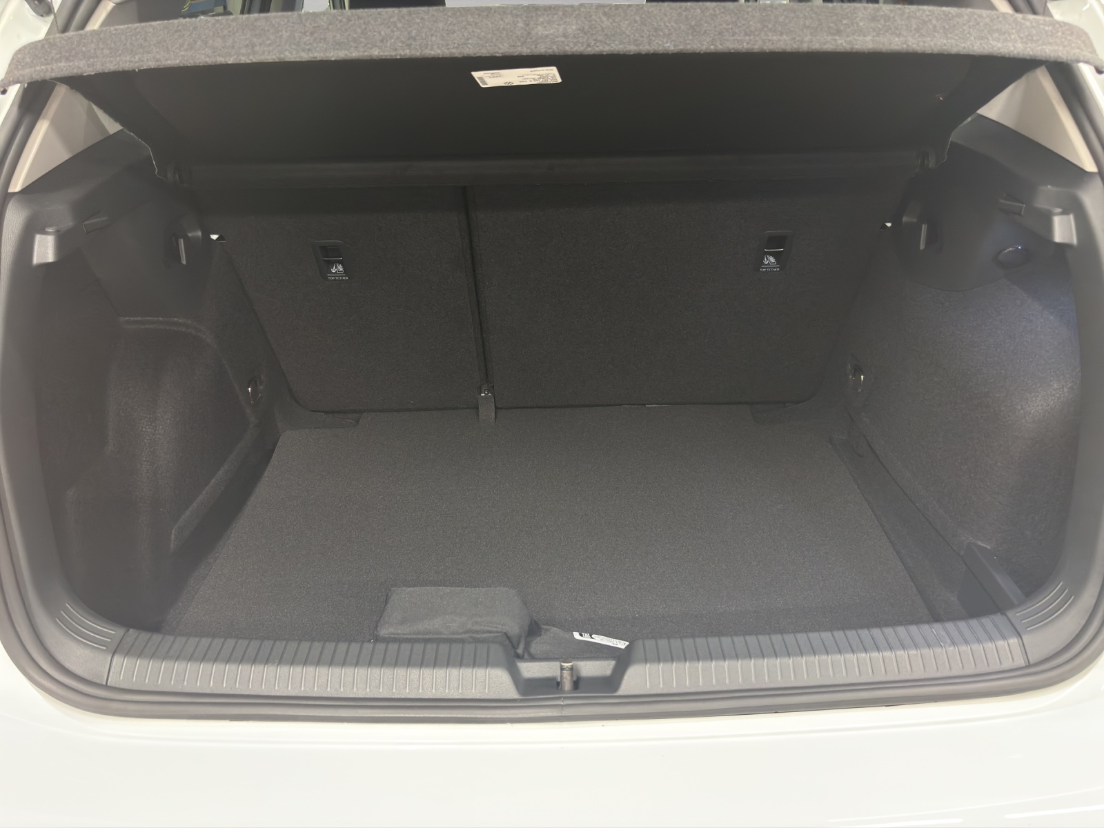 VW Golf 1.5 e TSI mHEV Value DSG-image-10