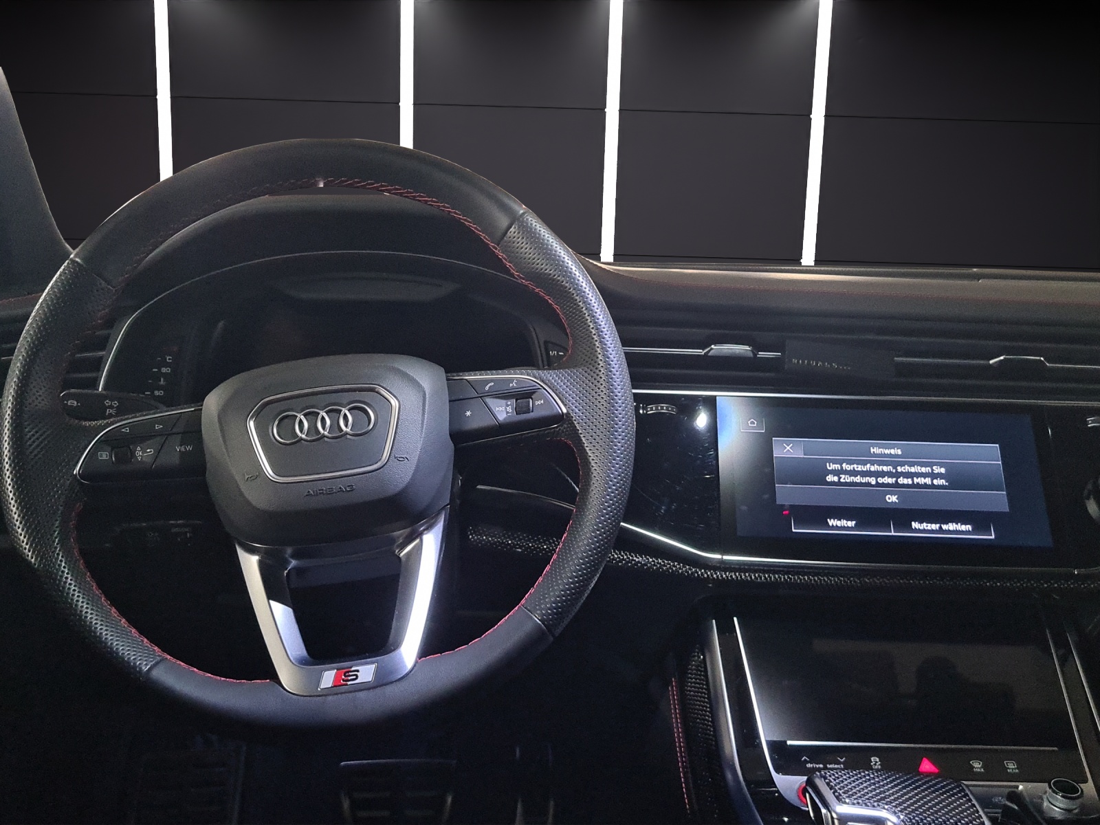 AUDI SQ7 TFSI quattro tiptronic-image-4