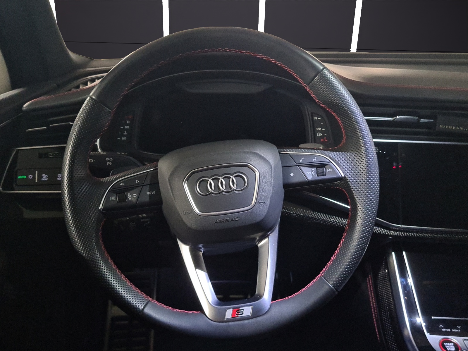 AUDI SQ7 TFSI quattro tiptronic-image-5