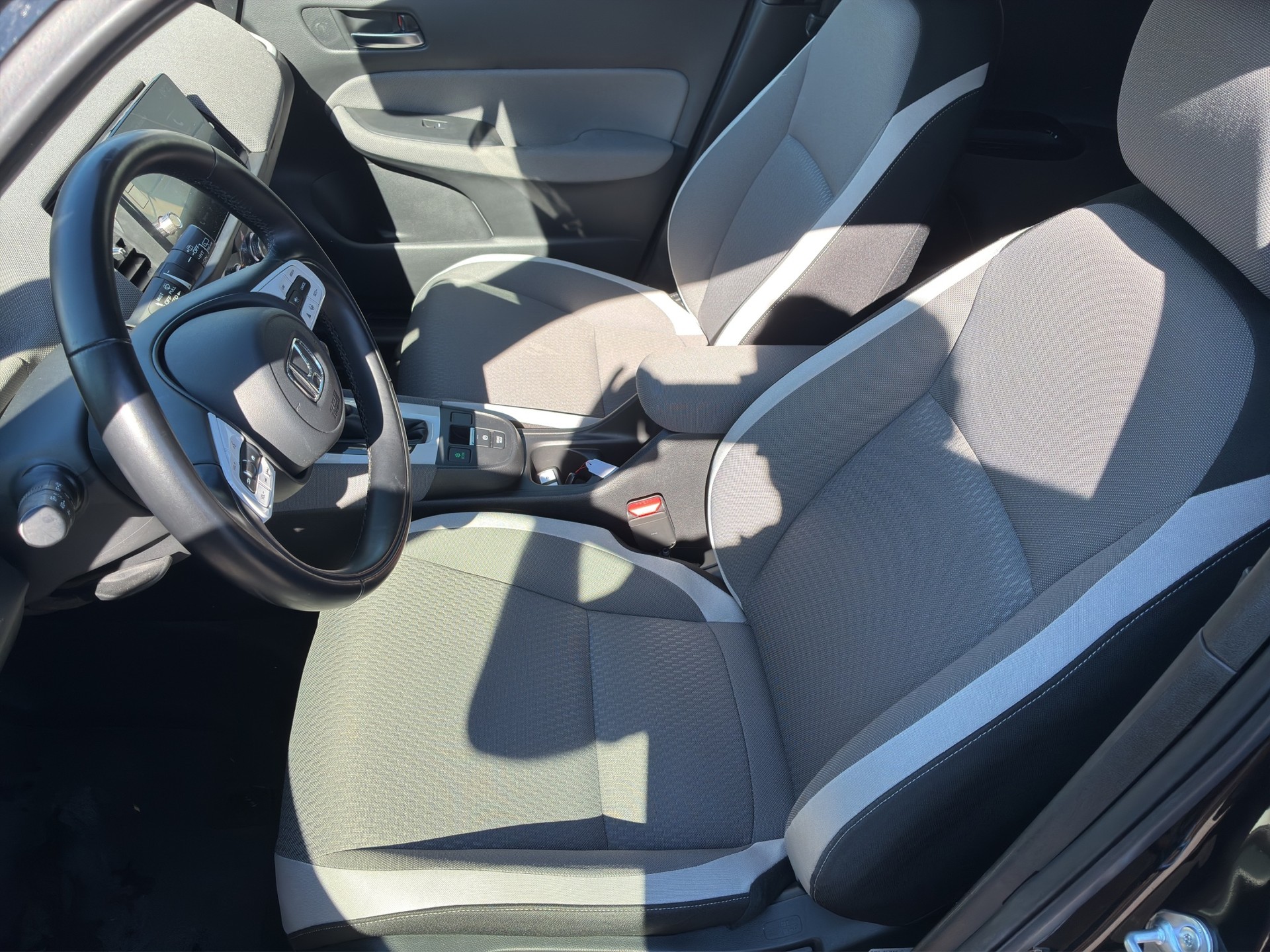 HONDA Jazz 1.5 i-MMD Crosstar Executive-image-6