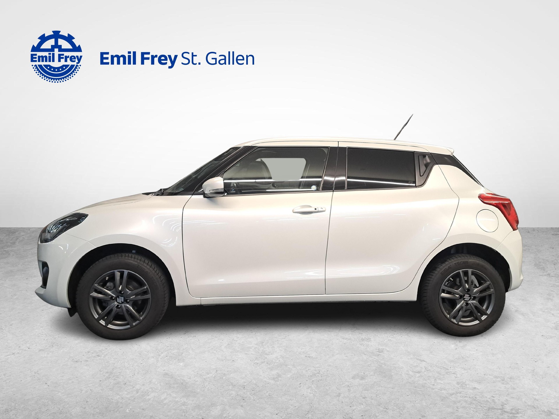 SUZUKI Swift 1.2 Compact Top Hybrid 4x4-image-1