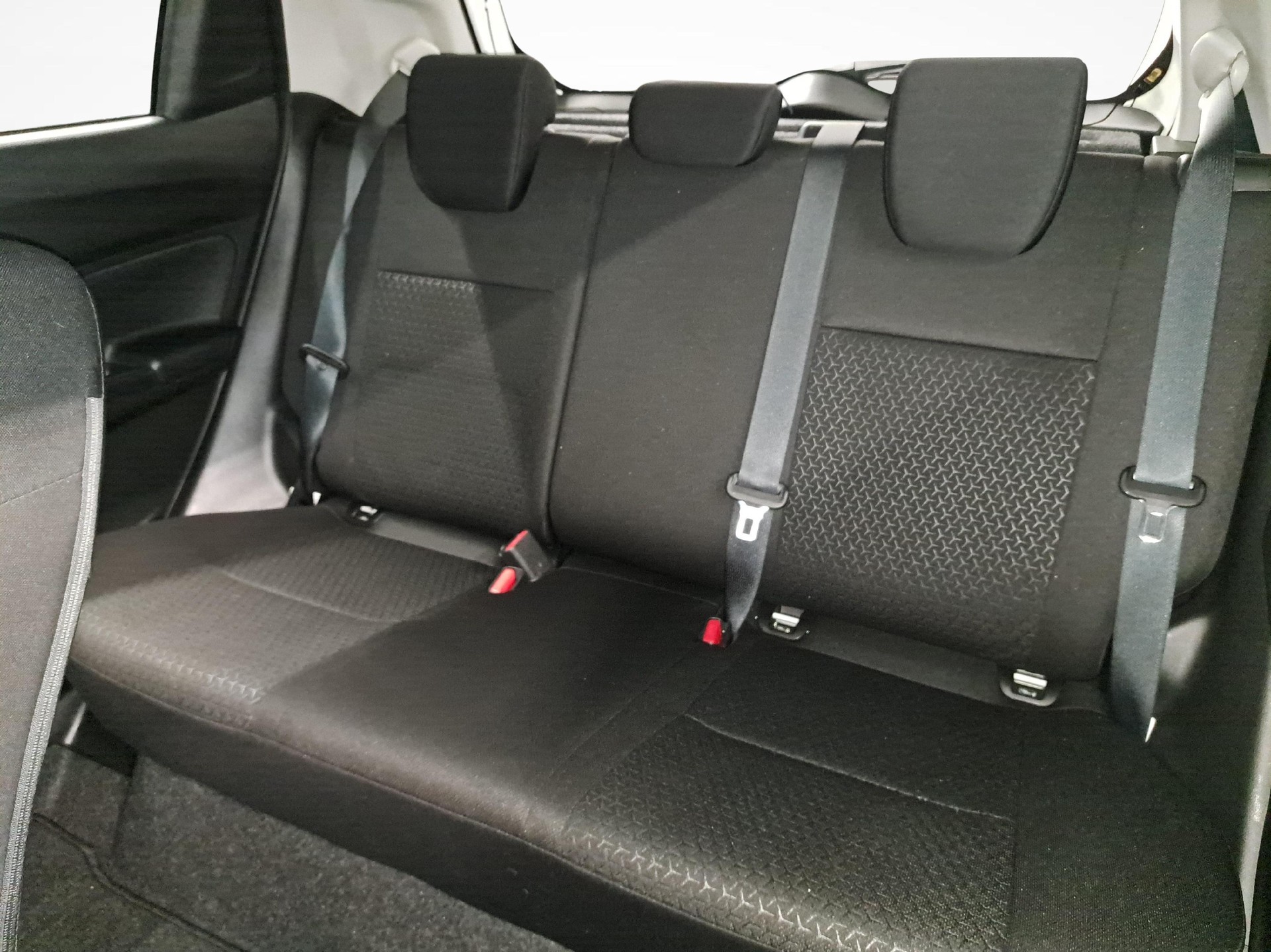 SUZUKI Swift 1.2 Compact Top Hybrid 4x4-image-10