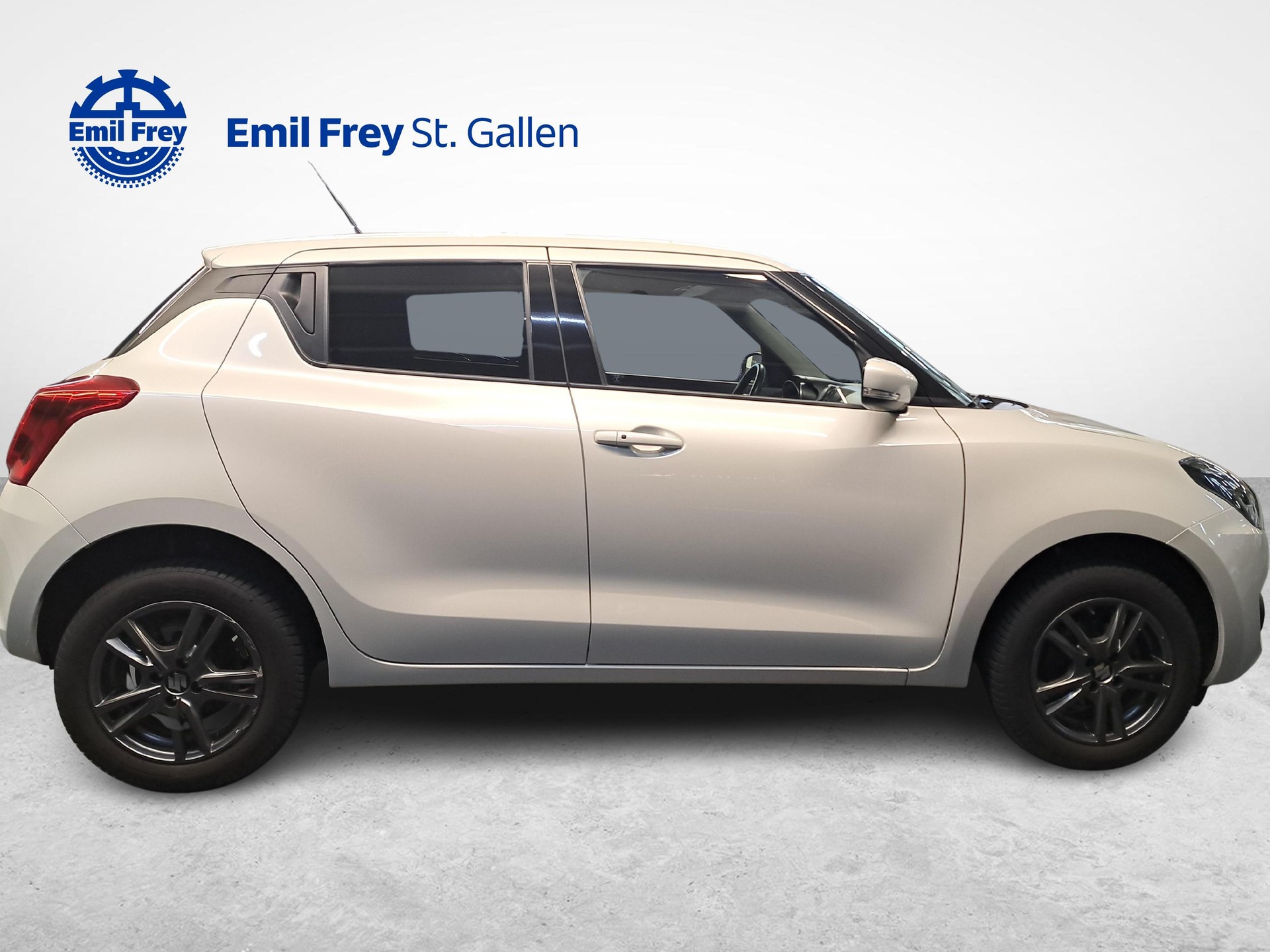 SUZUKI Swift 1.2 Compact Top Hybrid 4x4-image-5