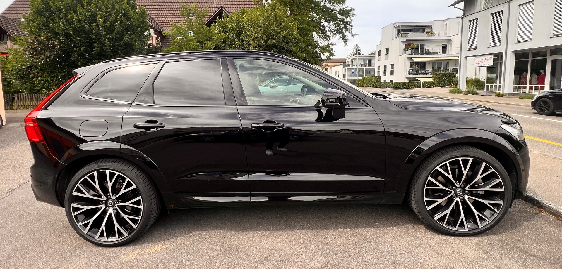VOLVO 2.0 T8 TE XCENTRIC eAWD-image-0