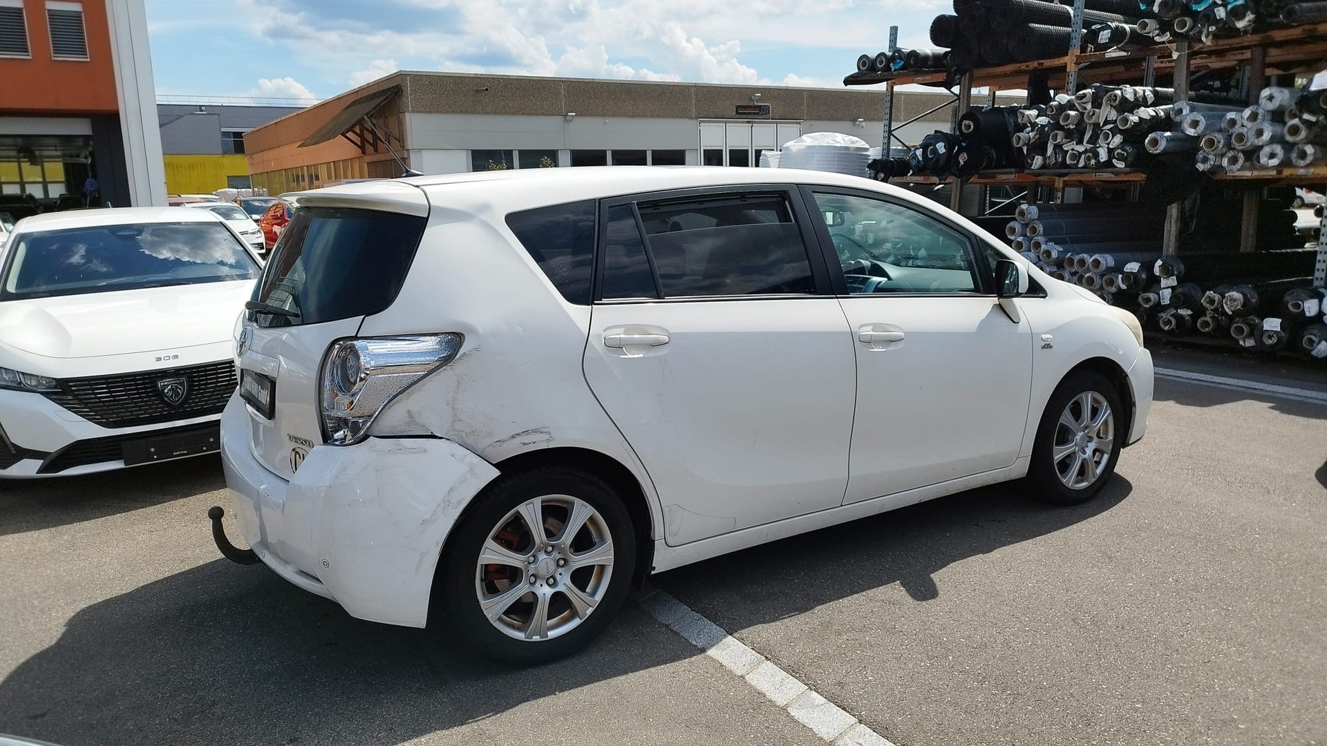 TOYOTA Verso 2.2 D-CAT Linea Sol Premium Automatic-image-2