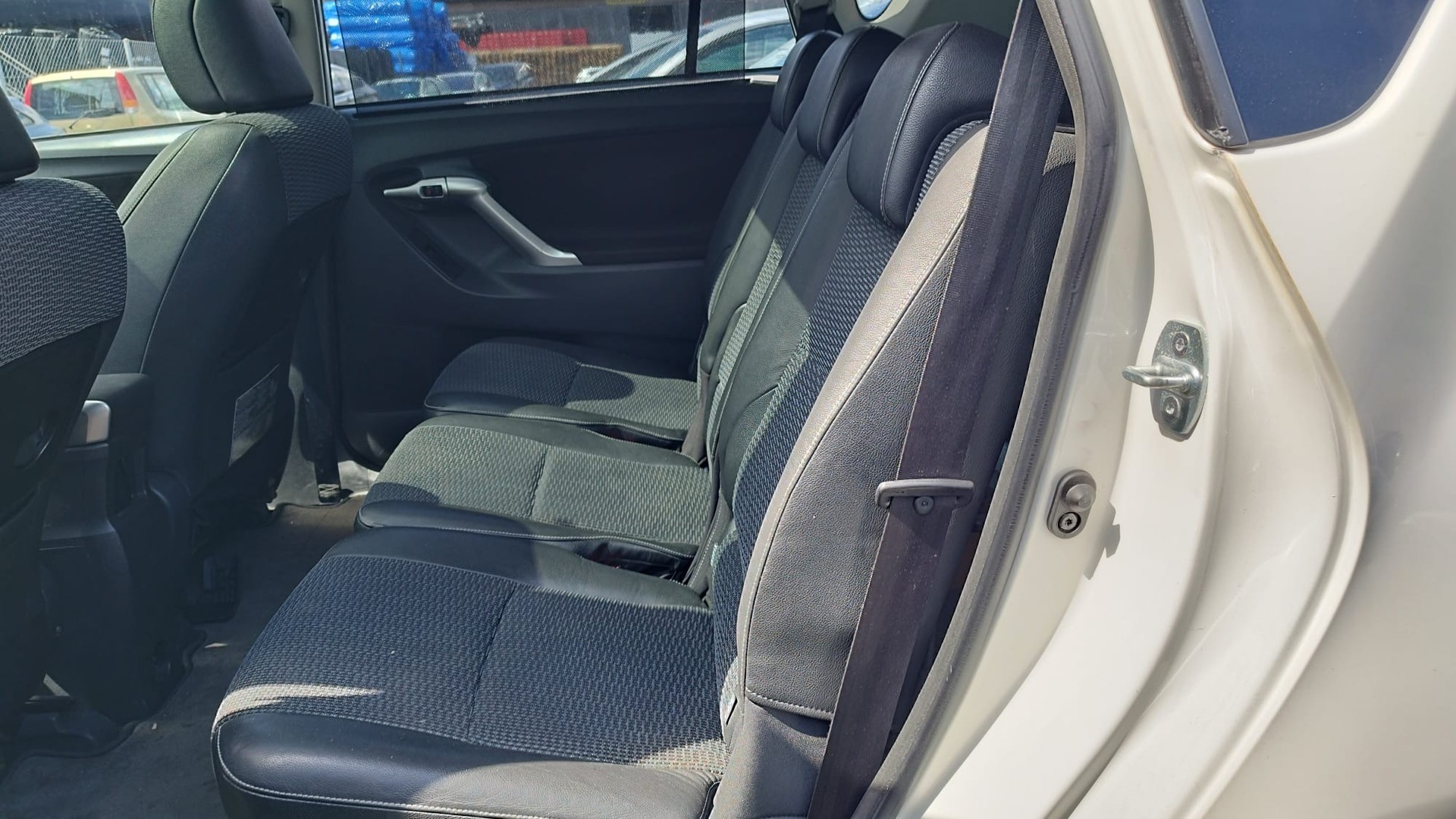 TOYOTA Verso 2.2 D-CAT Linea Sol Premium Automatic-image-10