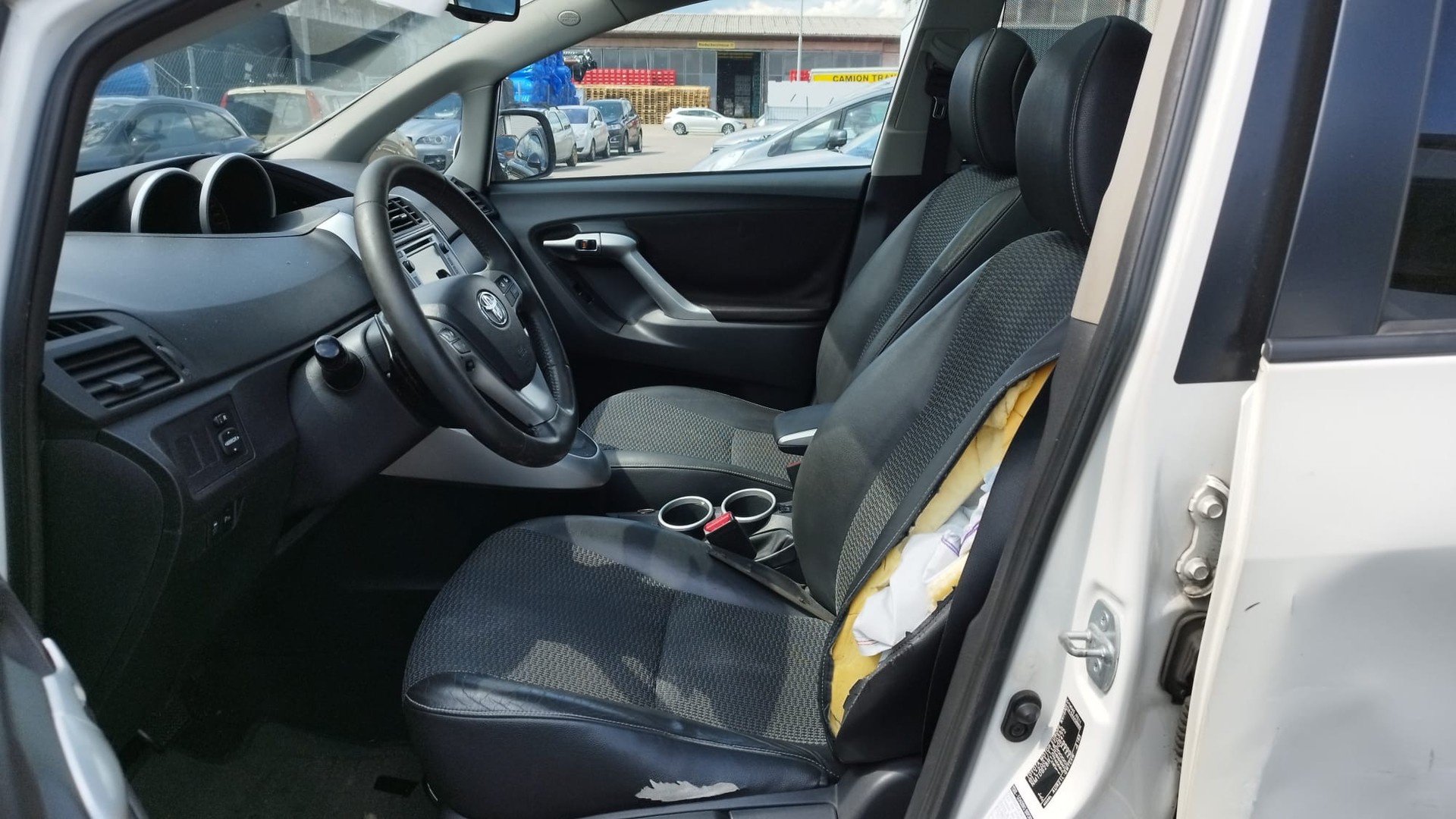 TOYOTA Verso 2.2 D-CAT Linea Sol Premium Automatic-image-7