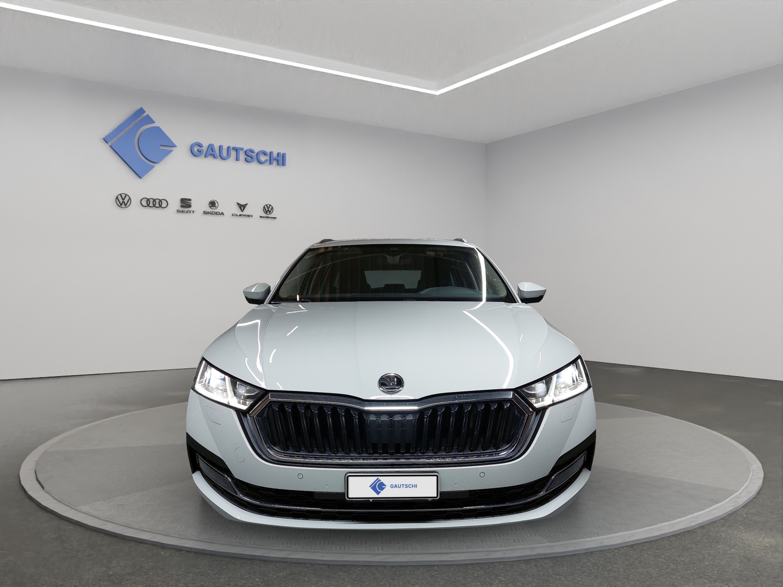 SKODA Octavia Combi 2.0 TDI DSG Style 4x4-image-4