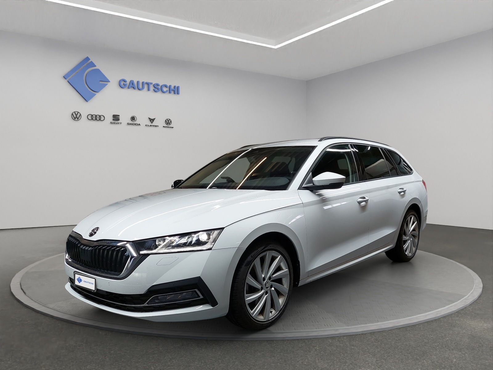 SKODA Octavia Combi 2.0 TDI DSG Style 4x4 — slika 1