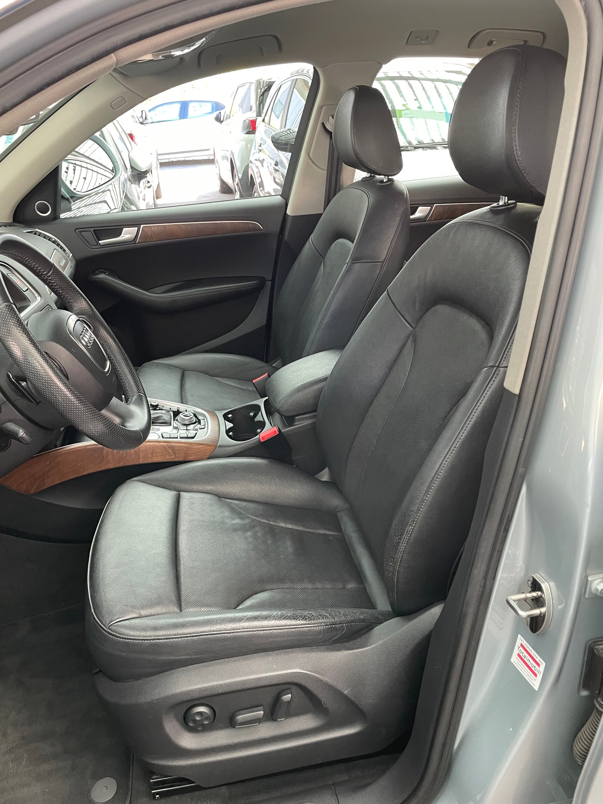 AUDI Q5 2.0 TFSI hybrid quattro tiptronic-image-7