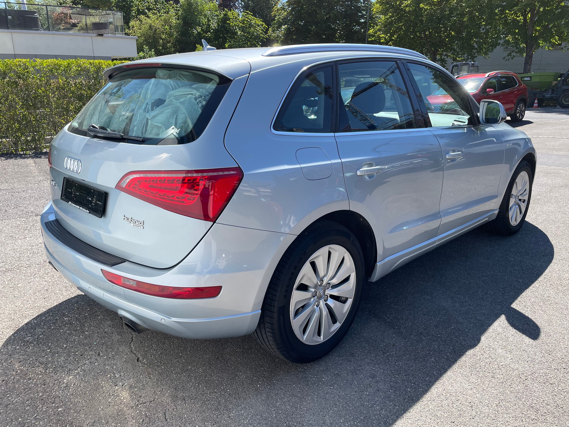 AUDI Q5 2.0 TFSI hybrid quattro tiptronic-image-3