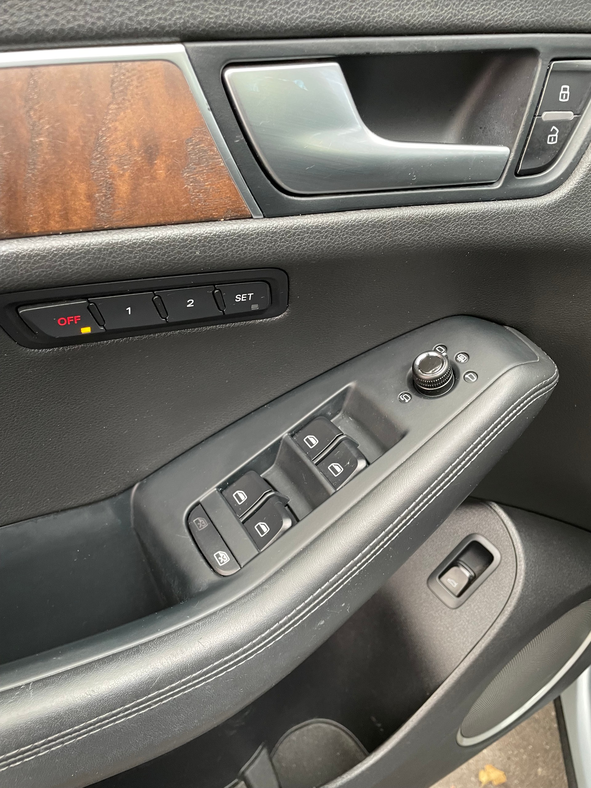 AUDI Q5 2.0 TFSI hybrid quattro tiptronic-image-9
