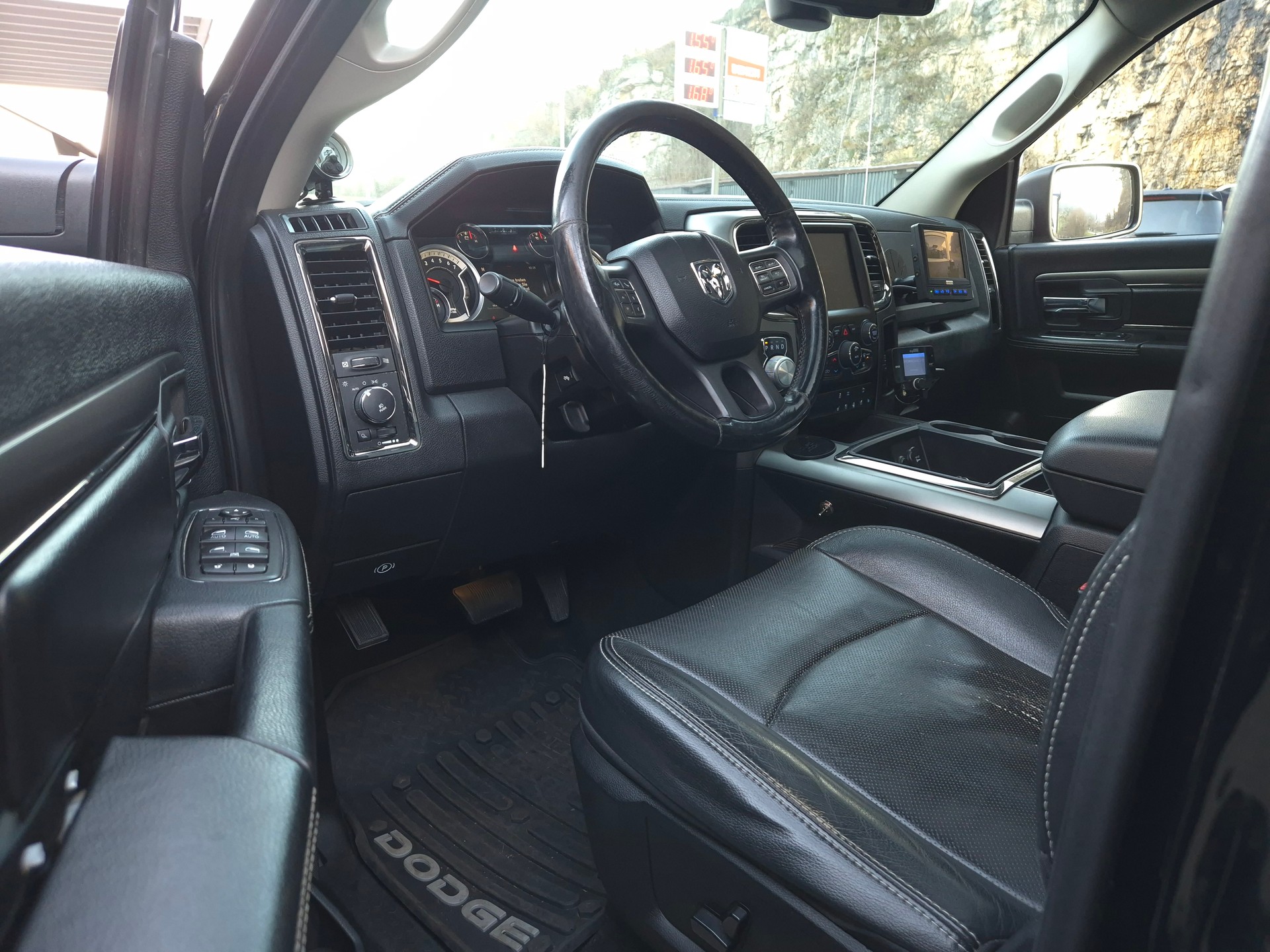 DODGE Ram Sport 5.7L V8-image-20