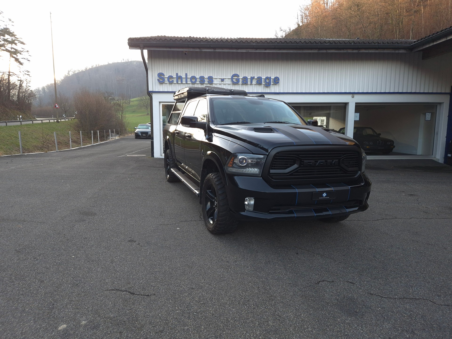 DODGE Ram Sport 5.7L V8-image-1