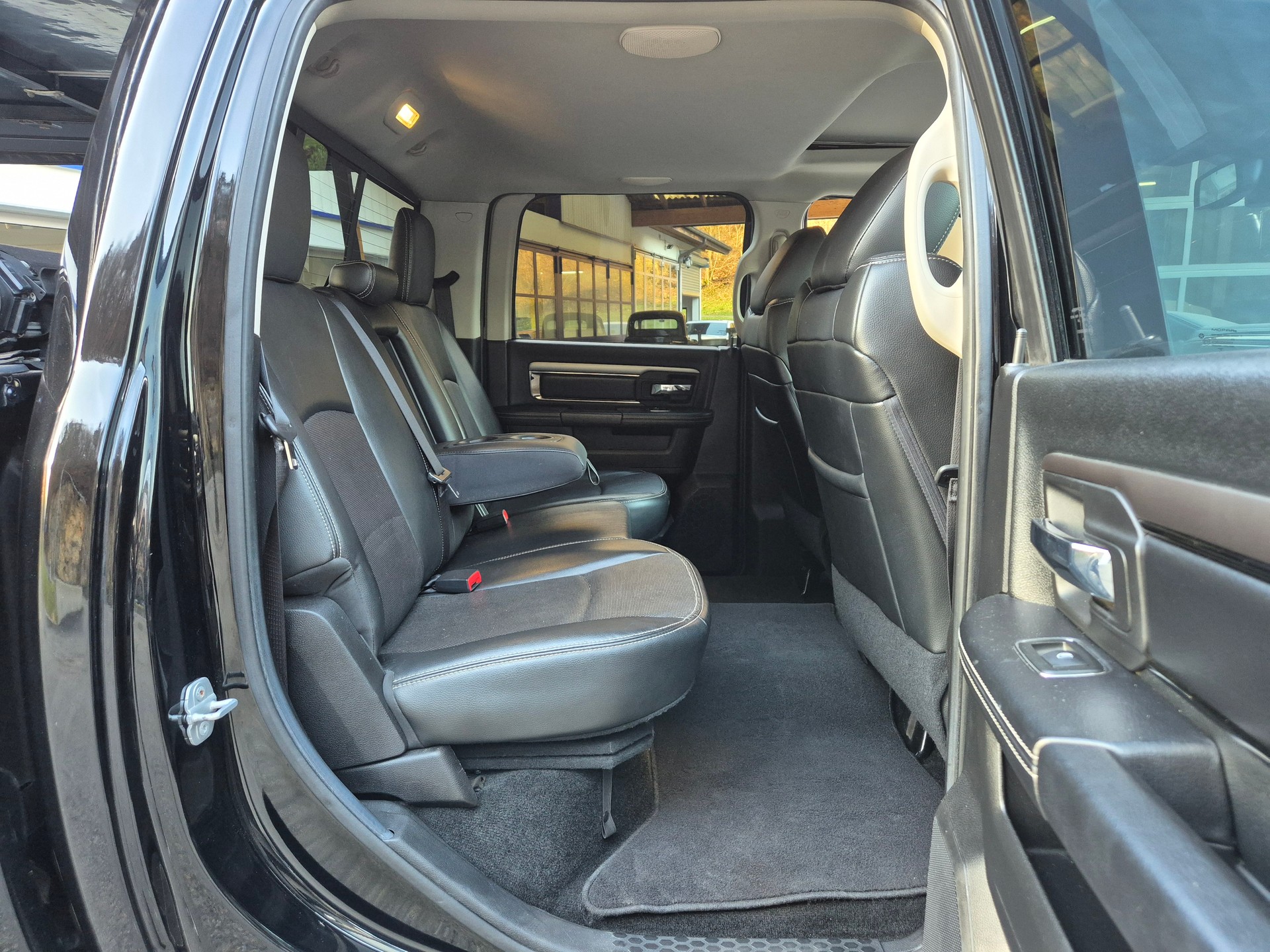 DODGE Ram Sport 5.7L V8-image-29