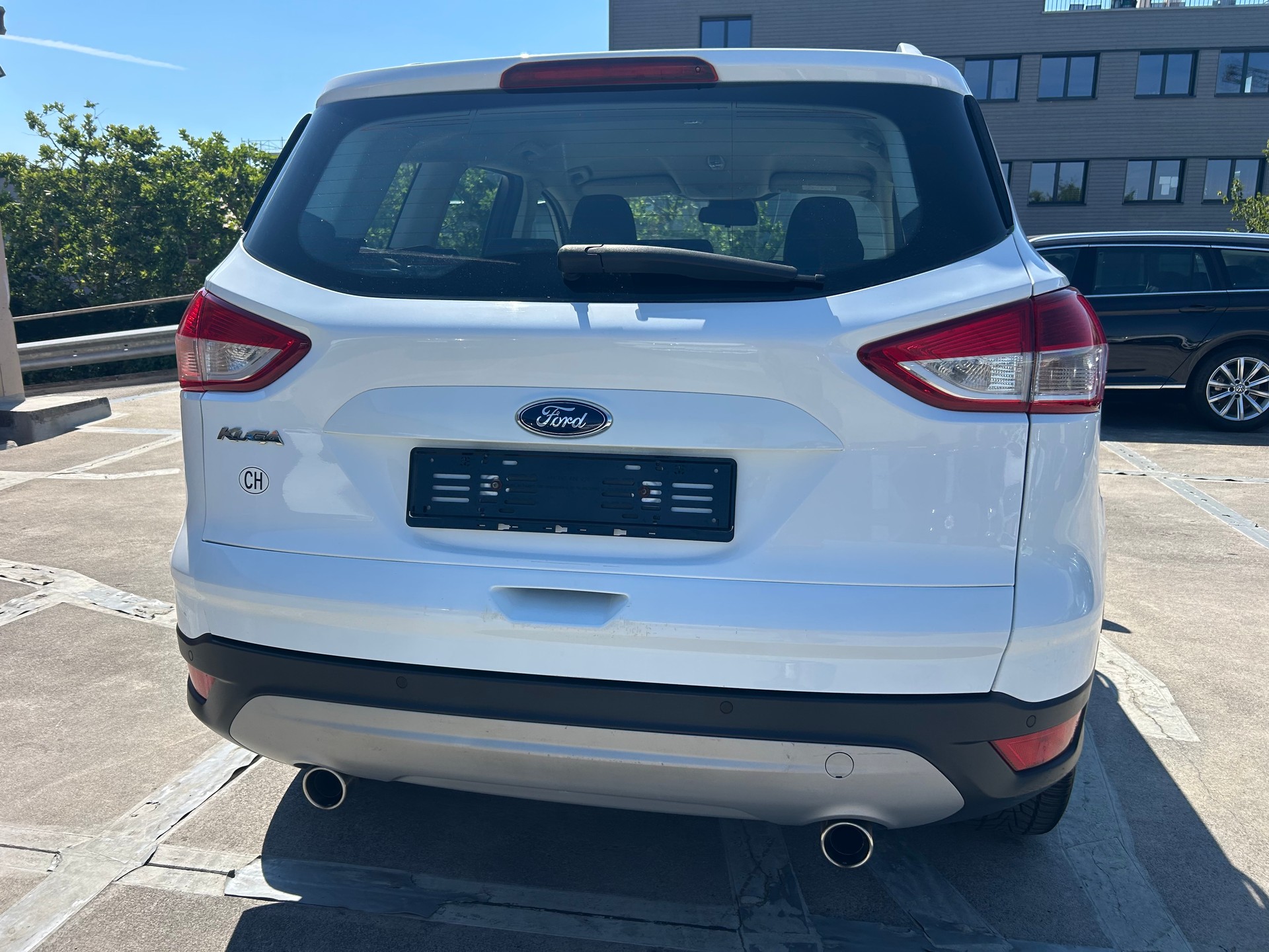 FORD Kuga 2.0 TDCi Carving 4WD PowerShift-image-3