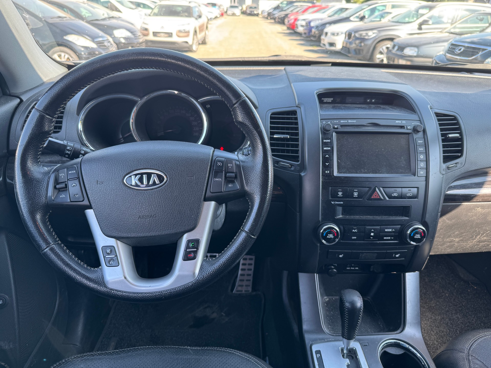 KIA Sorento 2.2 CRDI Style Automatic-image-6