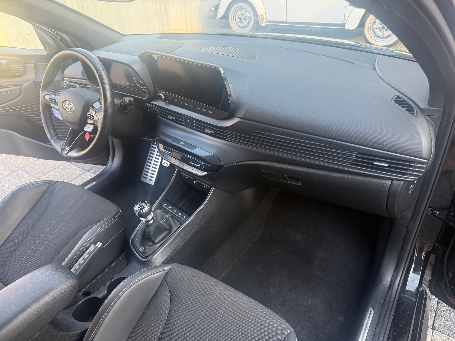 HYUNDAI i20 1.6 T-GDi N-image-11
