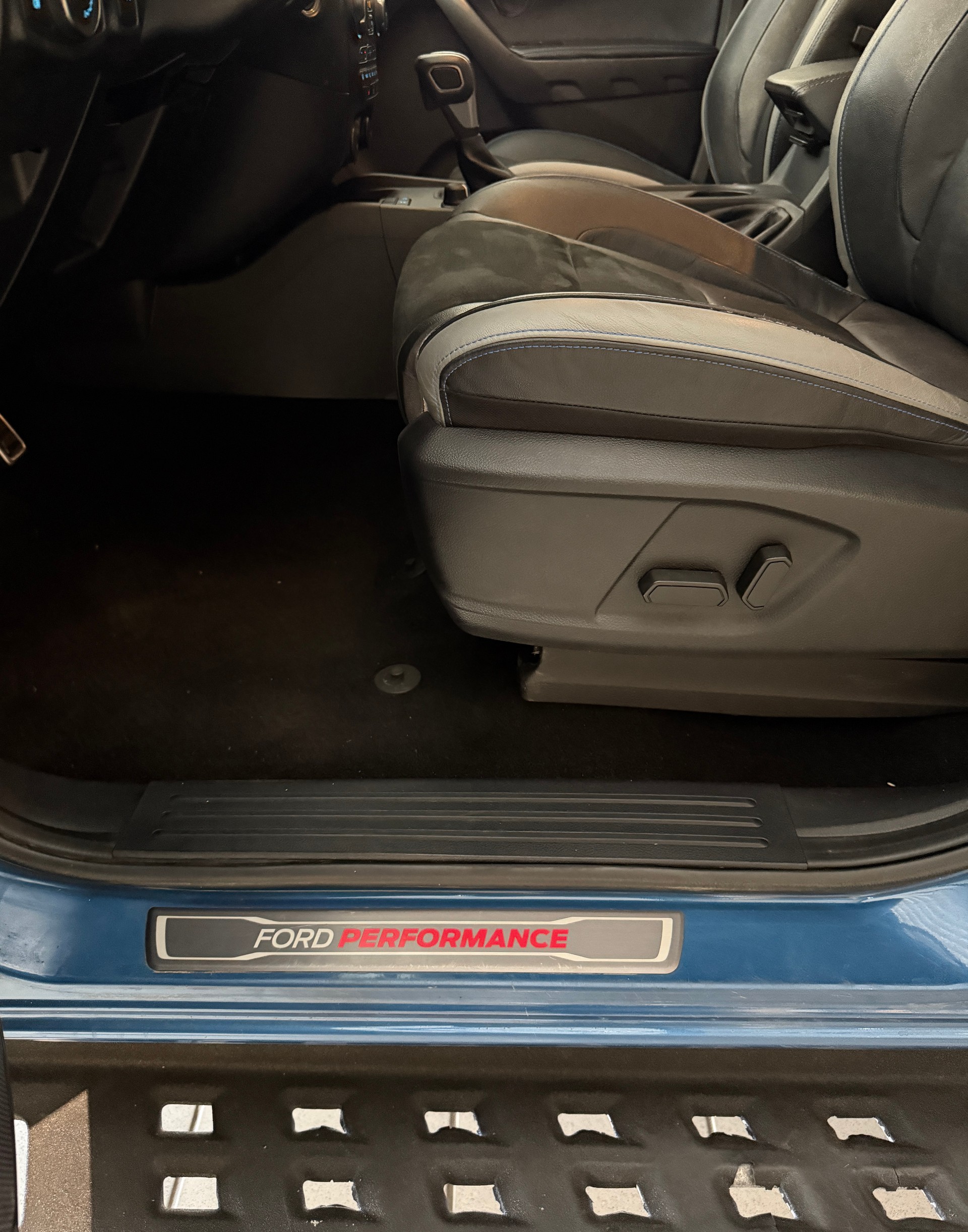 FORD Ranger Raptor 2.0 Eco Blue 4x4 A-image-9