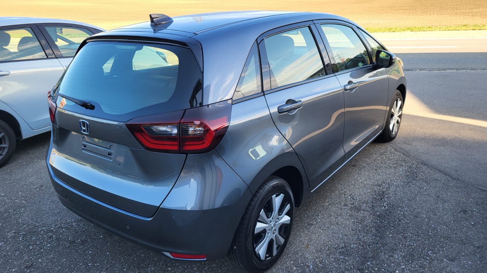 HONDA Jazz 1.5i-MMD Elegance E-CVT-image-3
