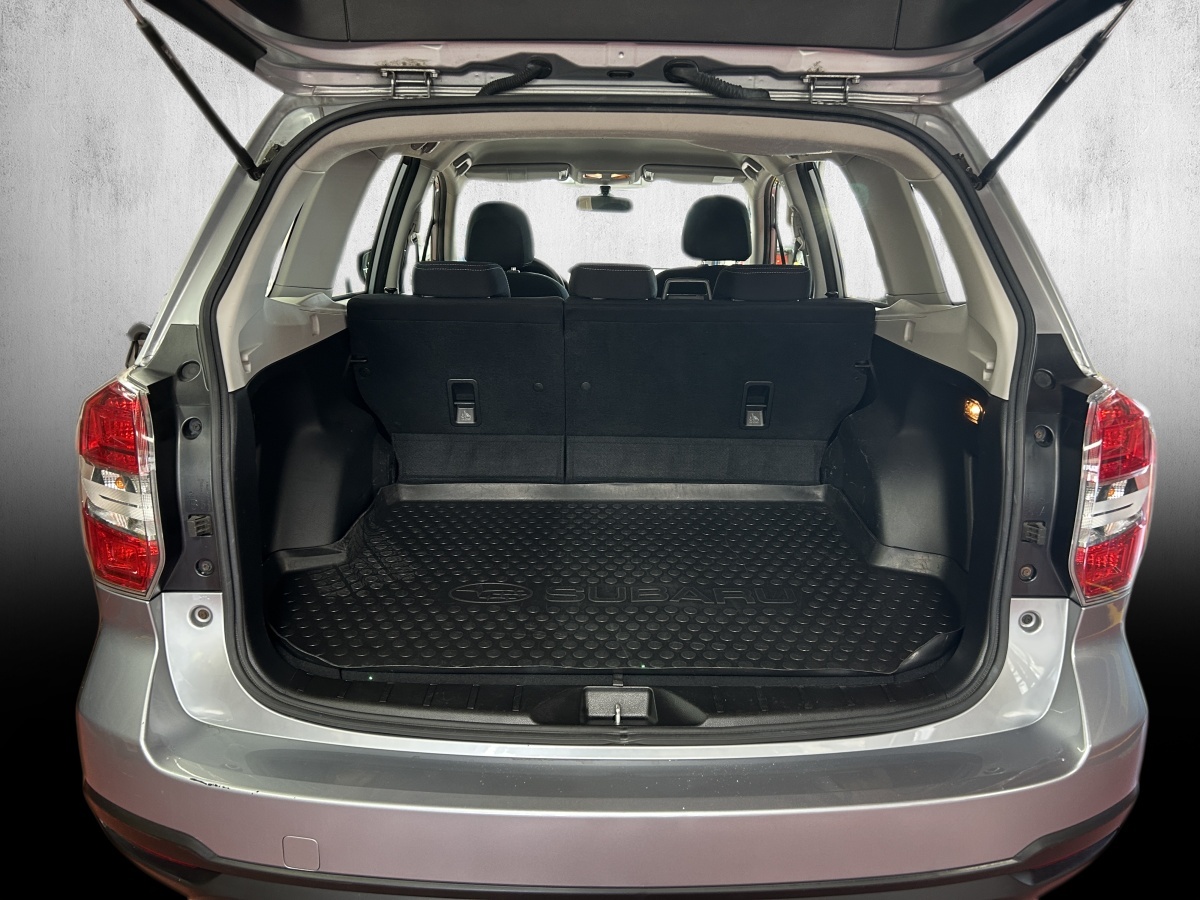 SUBARU Forester 2.0D Swiss-image-11