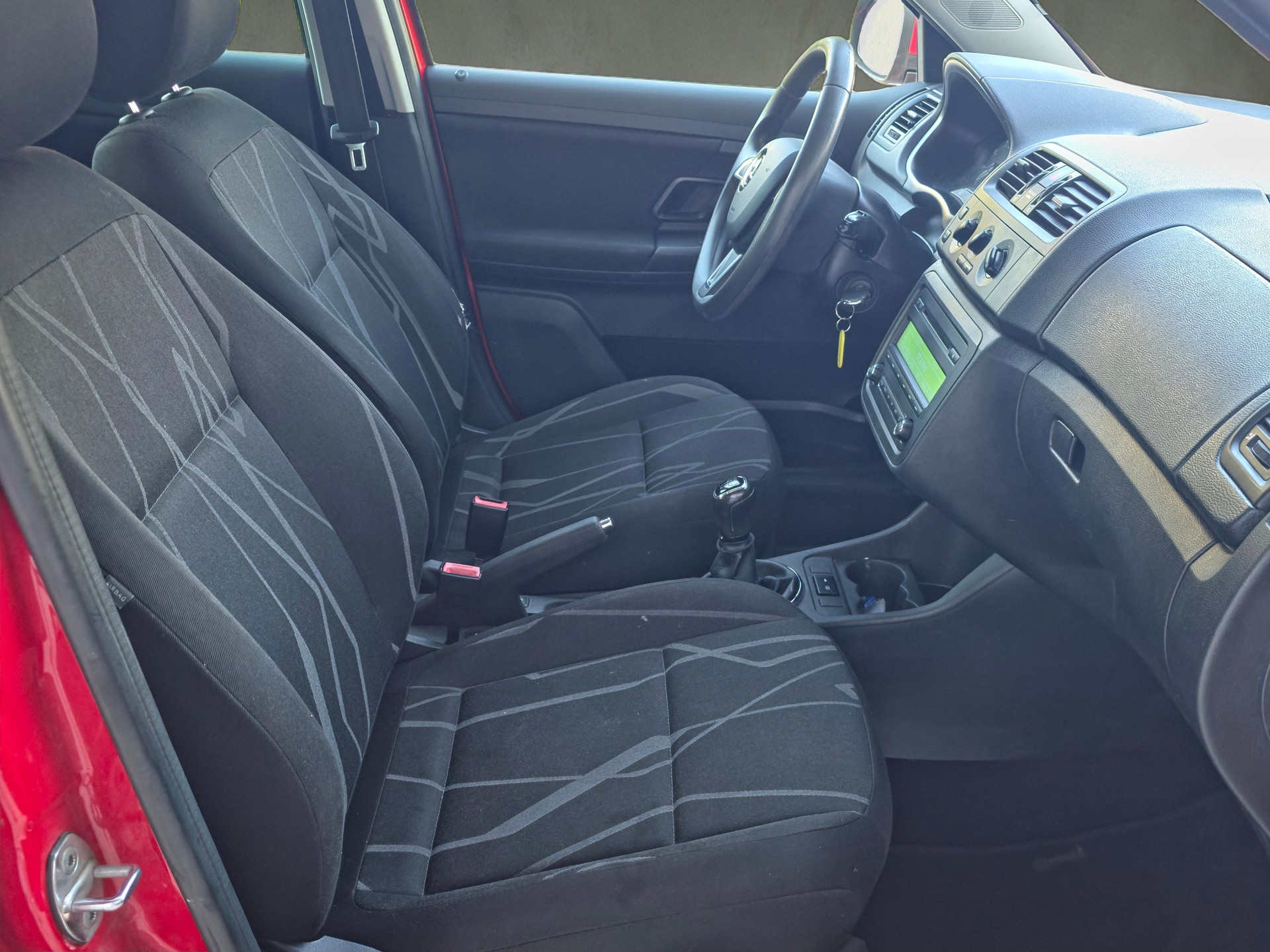 SKODA Fabia 1.2 TSI Ambition Plus-image-4