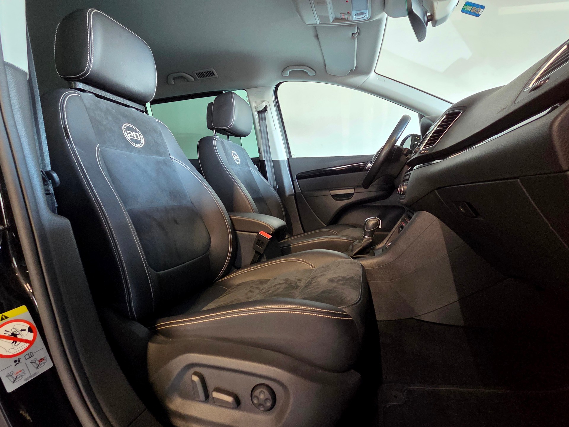 SEAT Alhambra 2.0 TDI 20th Anniversary 4x4 7-Plätzer-image-4