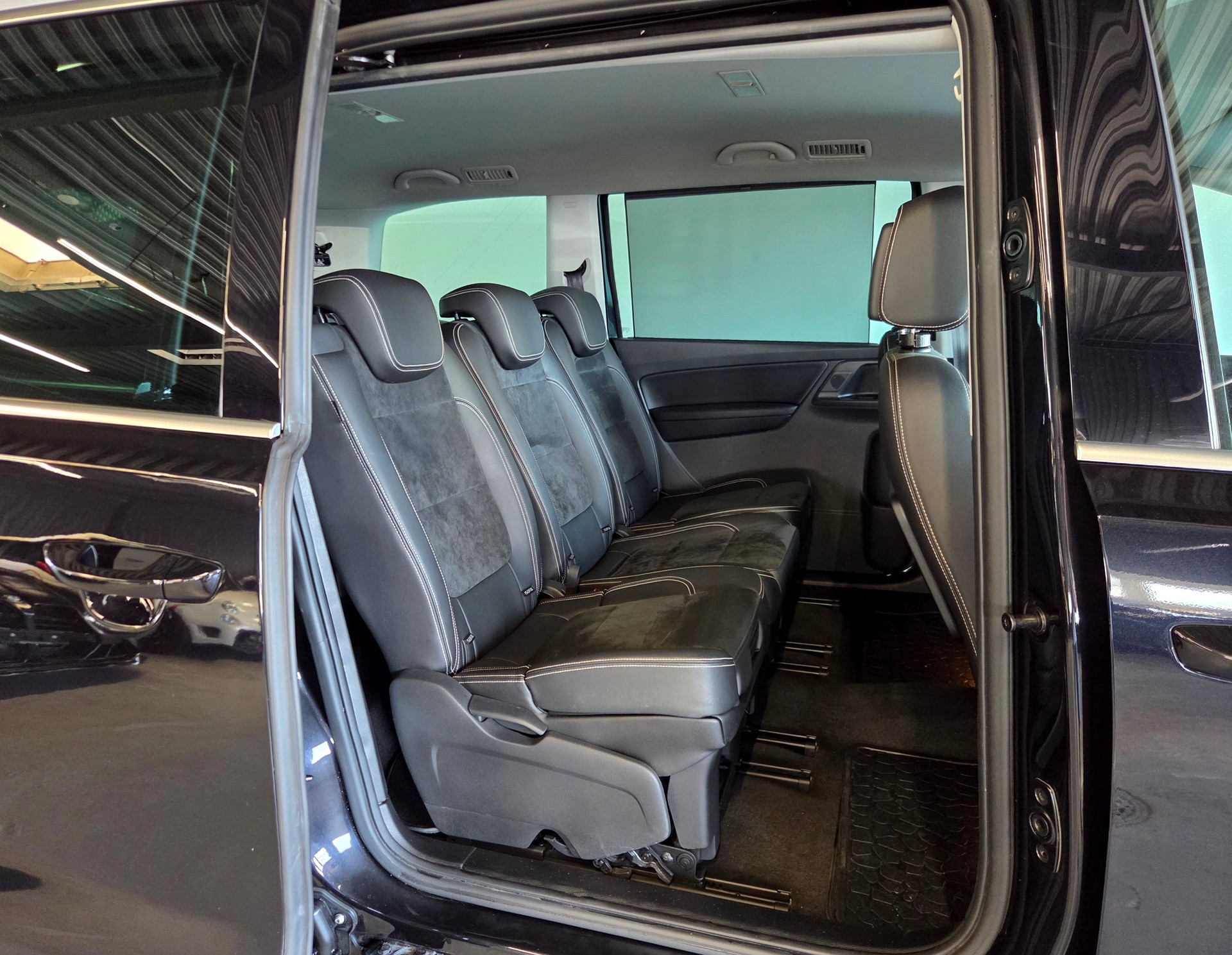 SEAT Alhambra 2.0 TDI 20th Anniversary 4x4 7-Plätzer-image-13