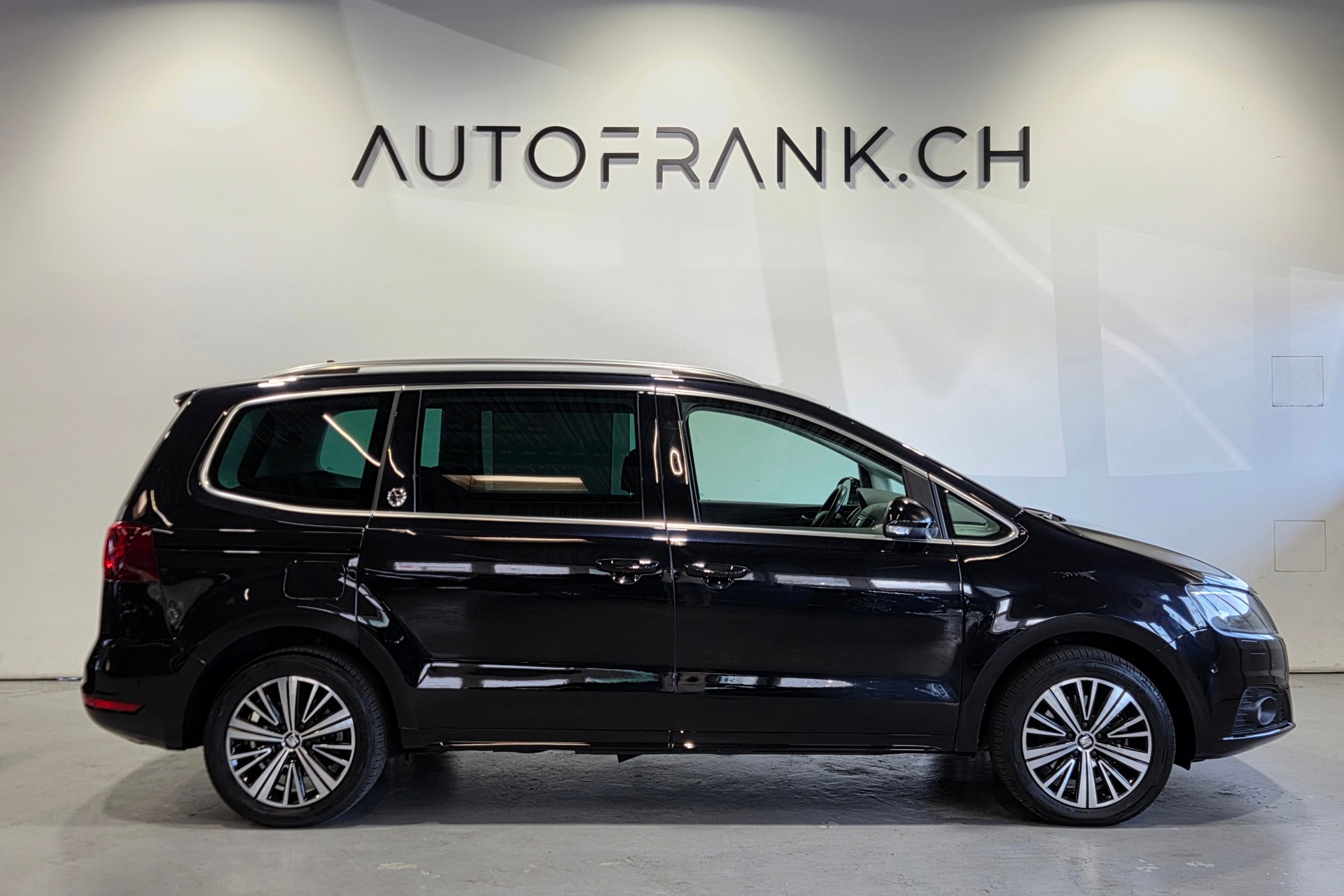 SEAT Alhambra 2.0 TDI 20th Anniversary 4x4 7-Plätzer-image-22