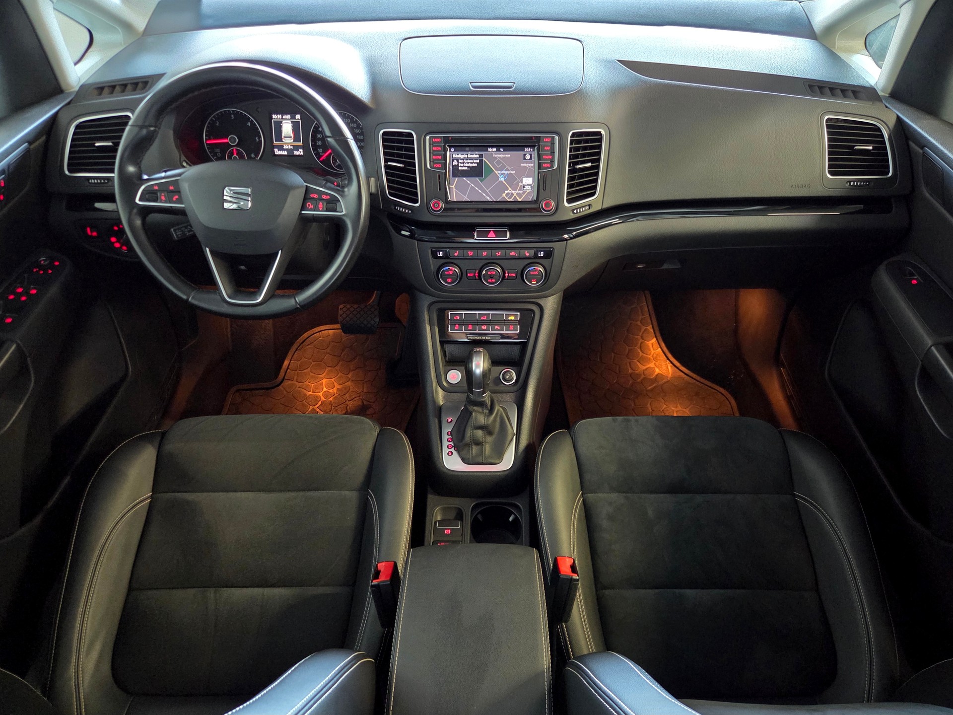 SEAT Alhambra 2.0 TDI 20th Anniversary 4x4 7-Plätzer-image-10